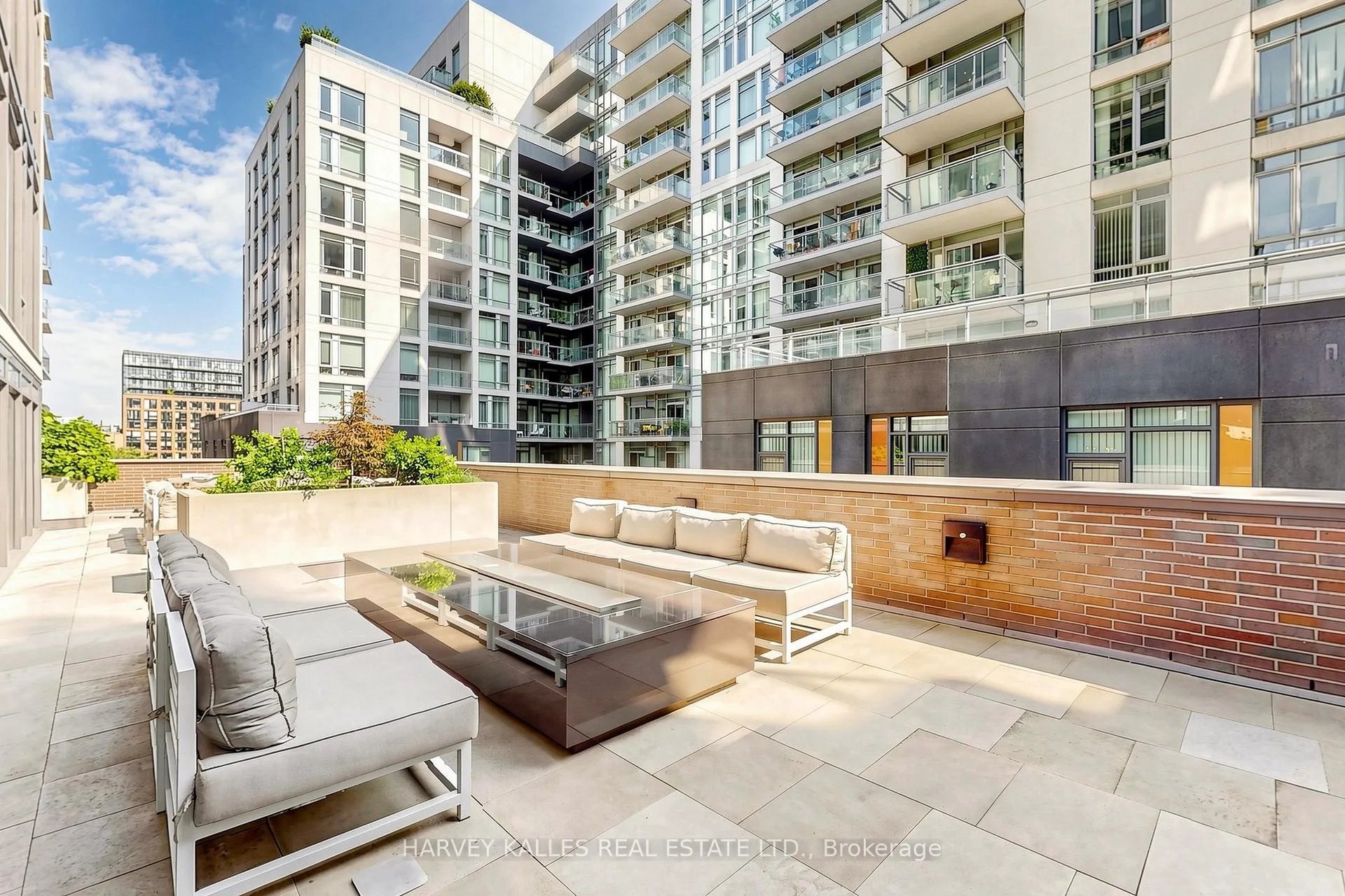 Photo 19 of Unit 511, 111 Bathurst Street, Toronto, Waterfront Communities — HOMEH