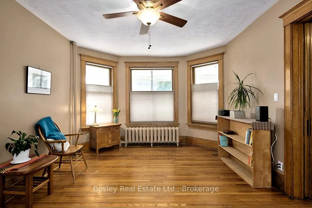 Photo 4 of 404 9th Street E, Owen Sound — HOMEH