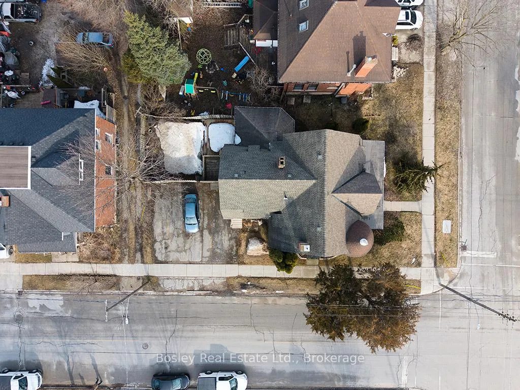 Photo 19 of 404 9th Street E, Owen Sound — HOMEH