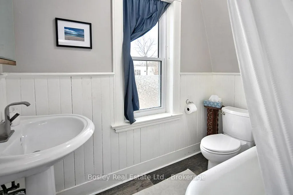 Photo 26 of 404 9th Street E, Owen Sound — HOMEH