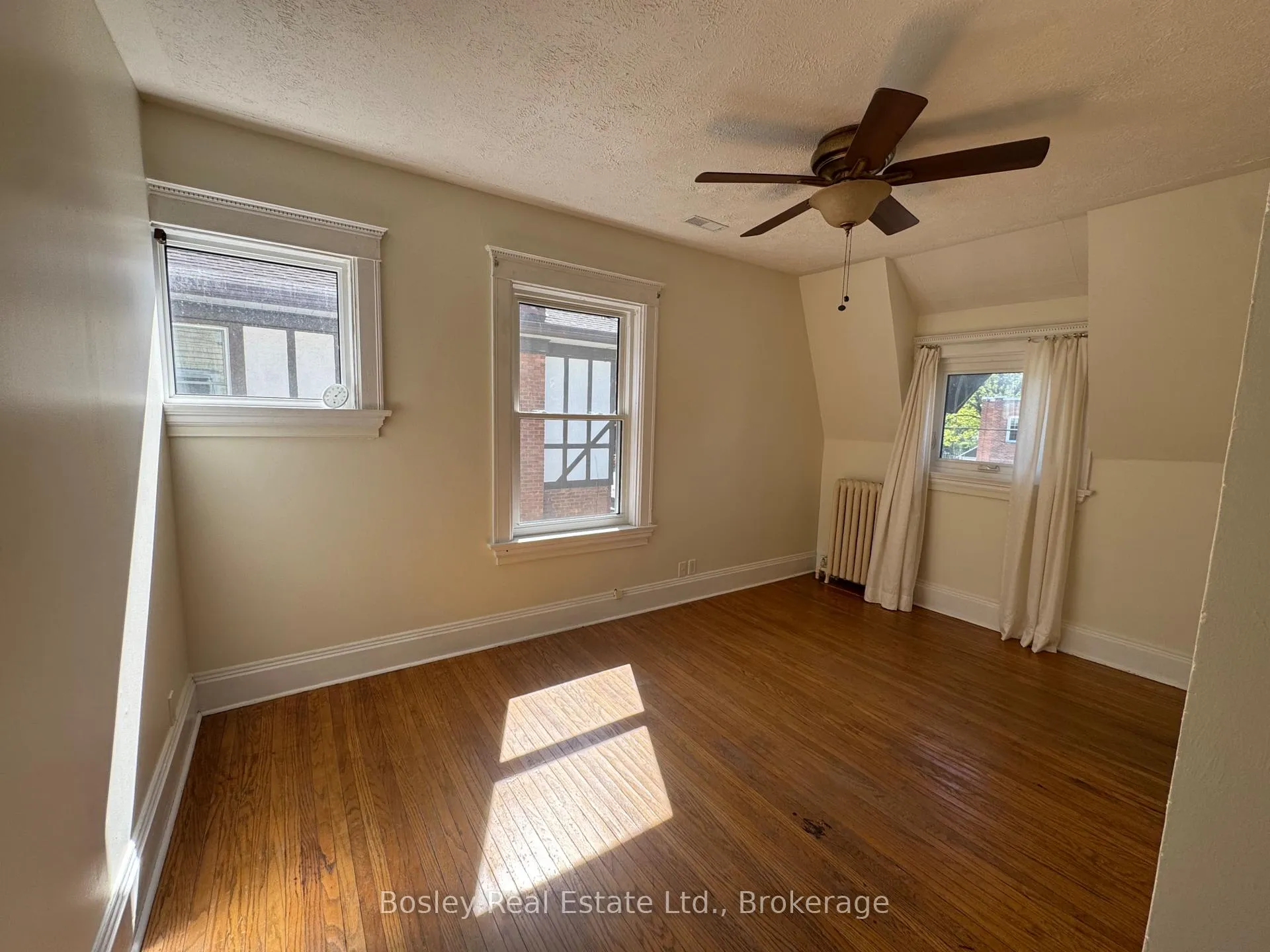 Photo 32 of 404 9th Street E, Owen Sound — HOMEH