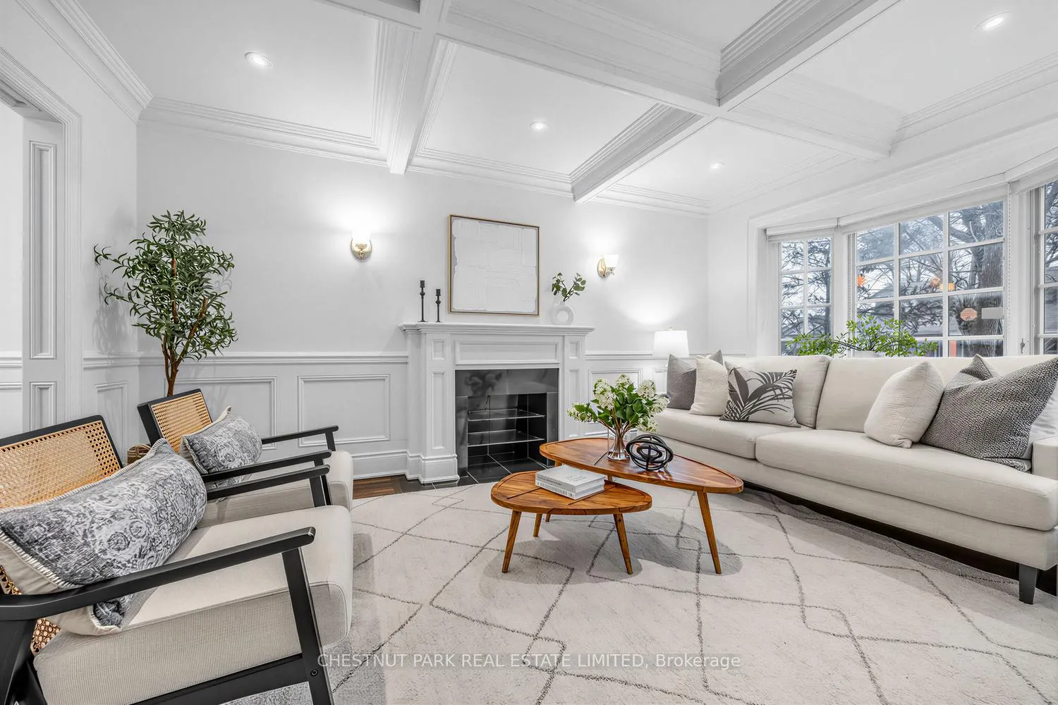 Photo 3 of 122 Randolph Road, Toronto, Leaside — HOMEH