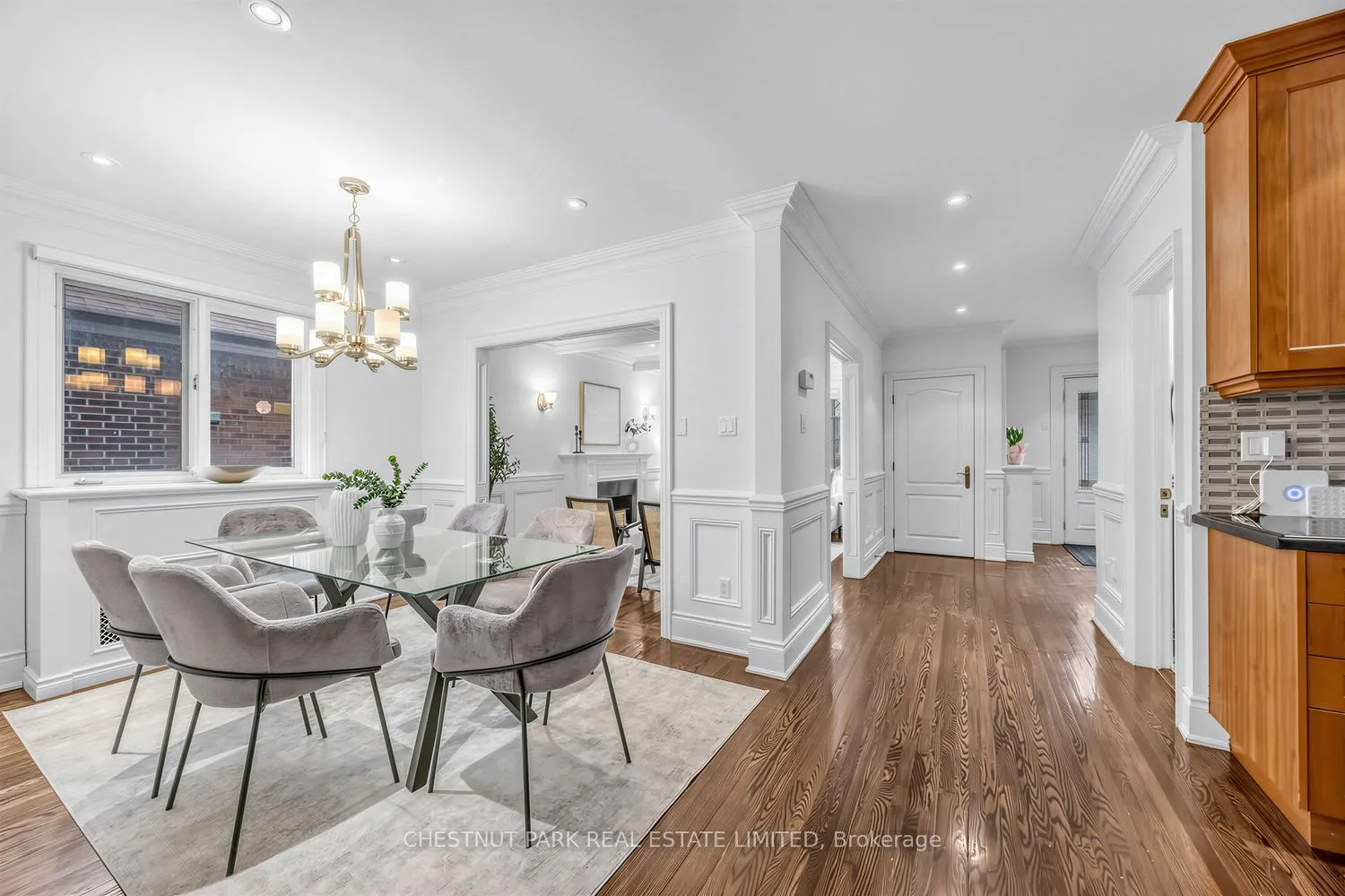 Photo 6 of 122 Randolph Road, Toronto, Leaside — HOMEH