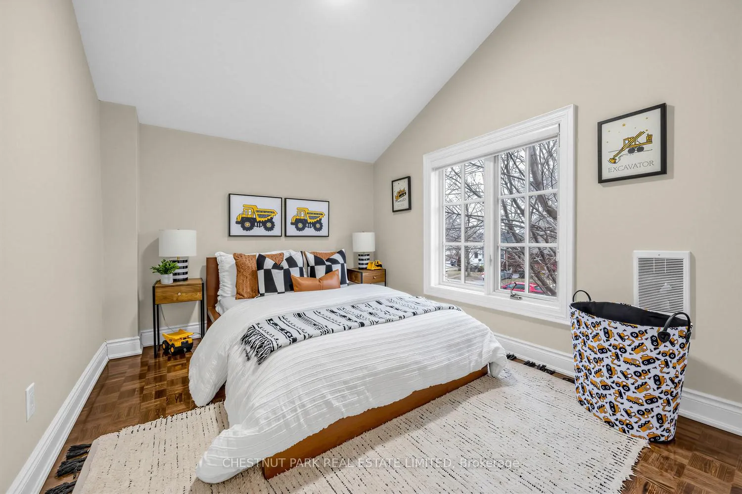 Photo 19 of 122 Randolph Road, Toronto, Leaside — HOMEH
