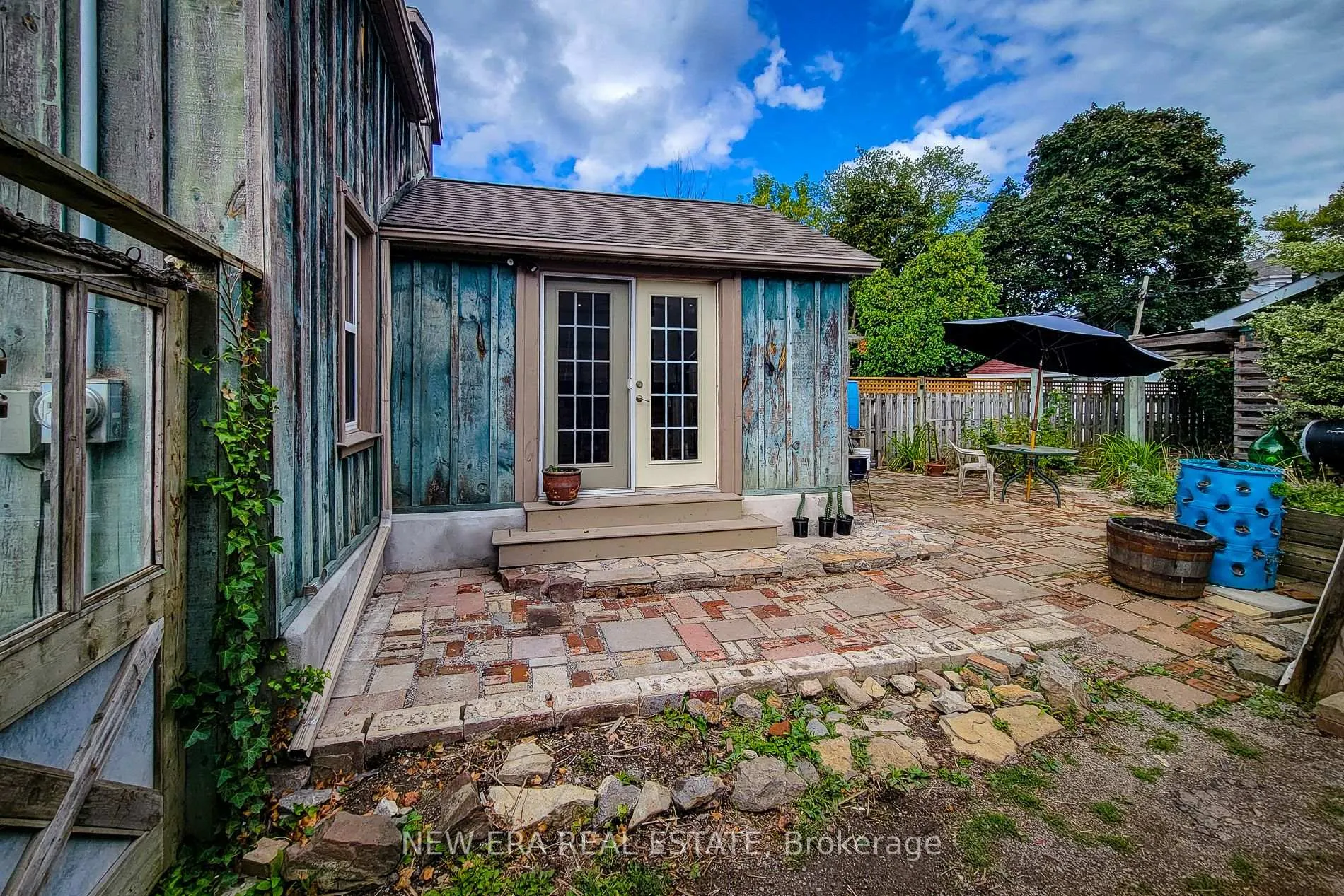 Photo 13 of 16 Welland Street S, Thorold, Thorold Downtown — HOMEH