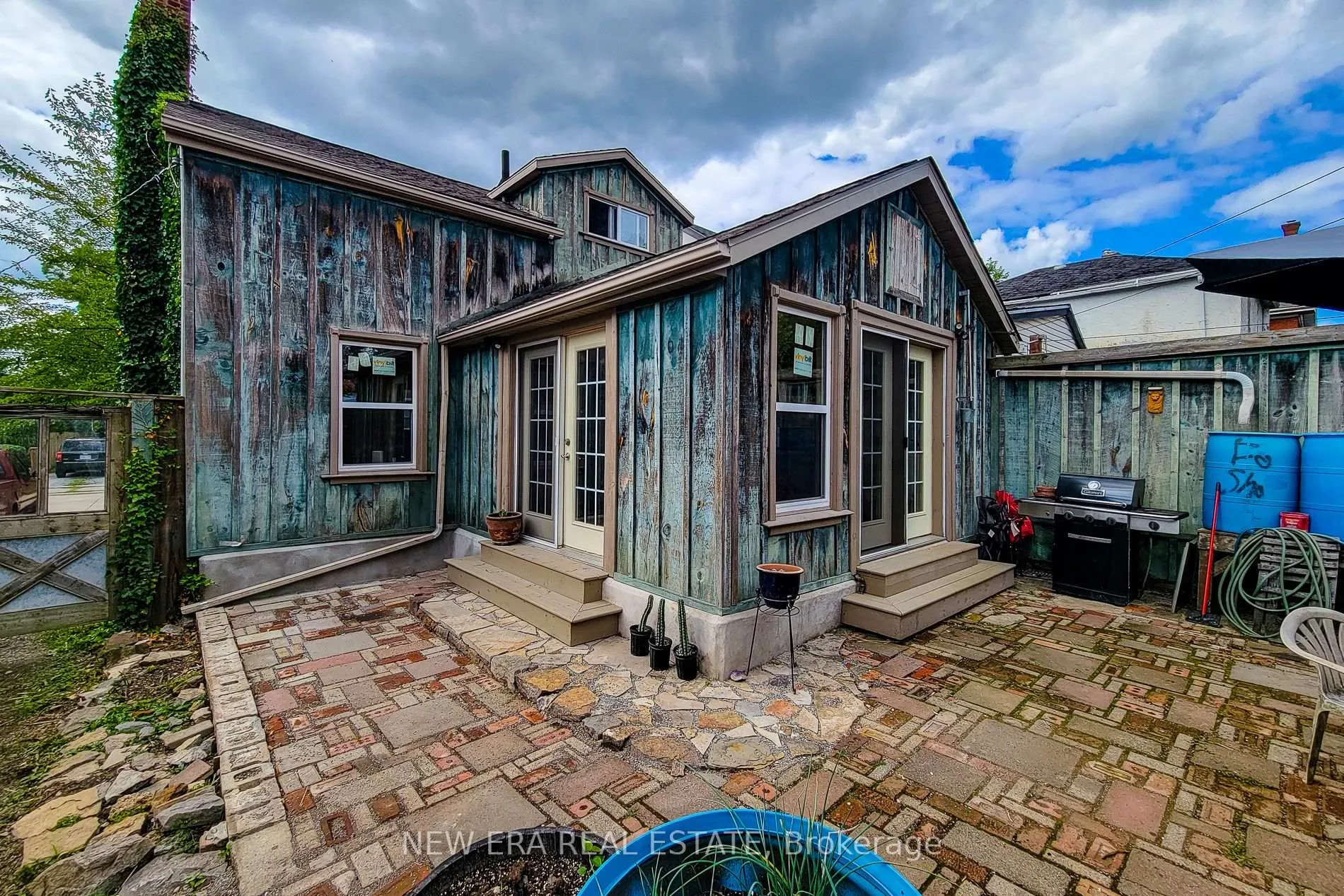 Photo 14 of 16 Welland Street S, Thorold, Thorold Downtown — HOMEH