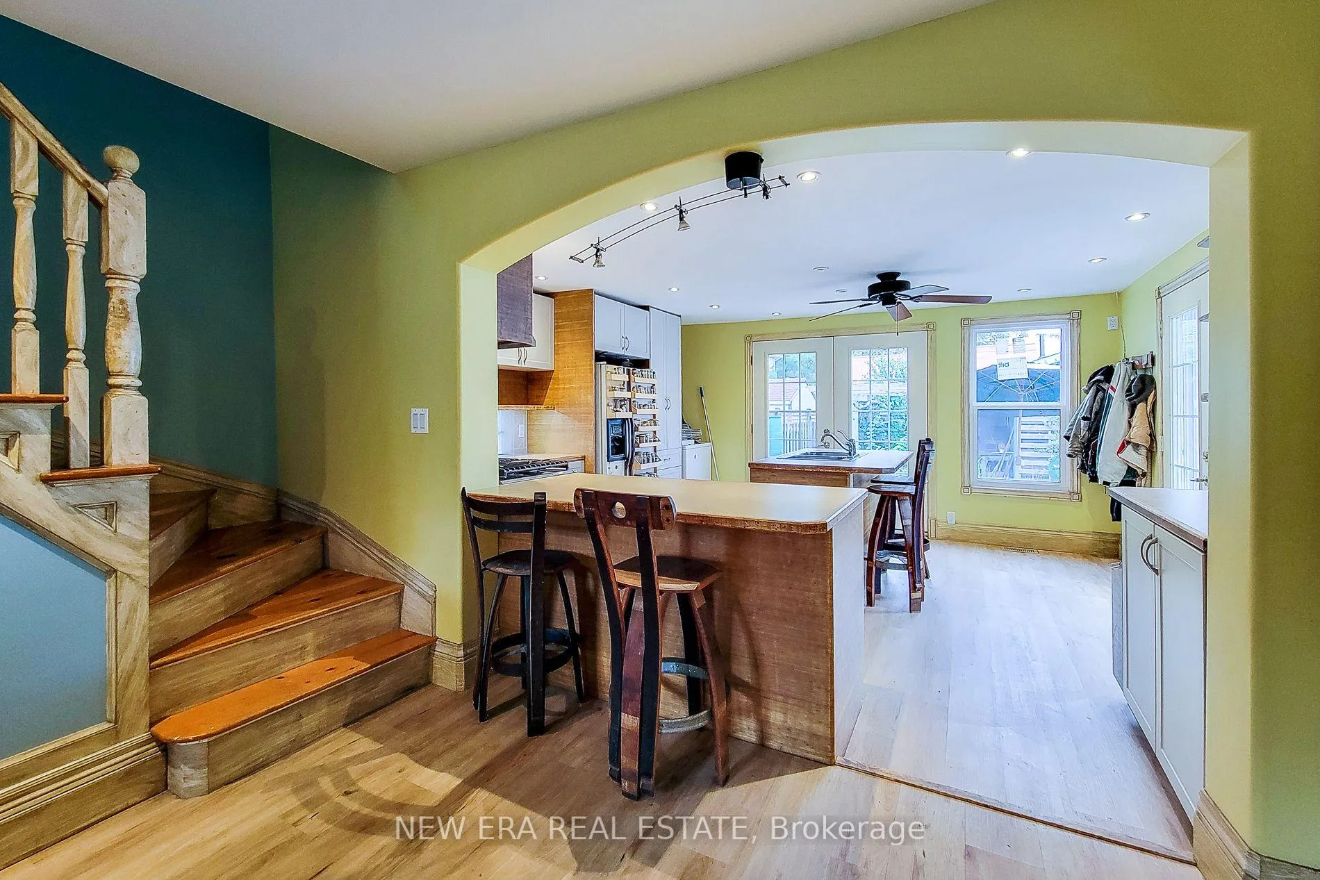 Photo 20 of 16 Welland Street S, Thorold, Thorold Downtown — HOMEH