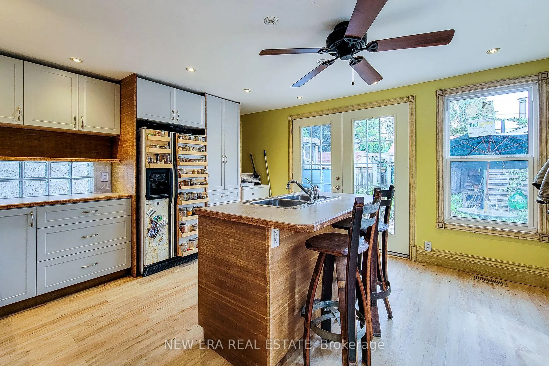 Photo 27 of 16 Welland Street S, Thorold, Thorold Downtown — HOMEH
