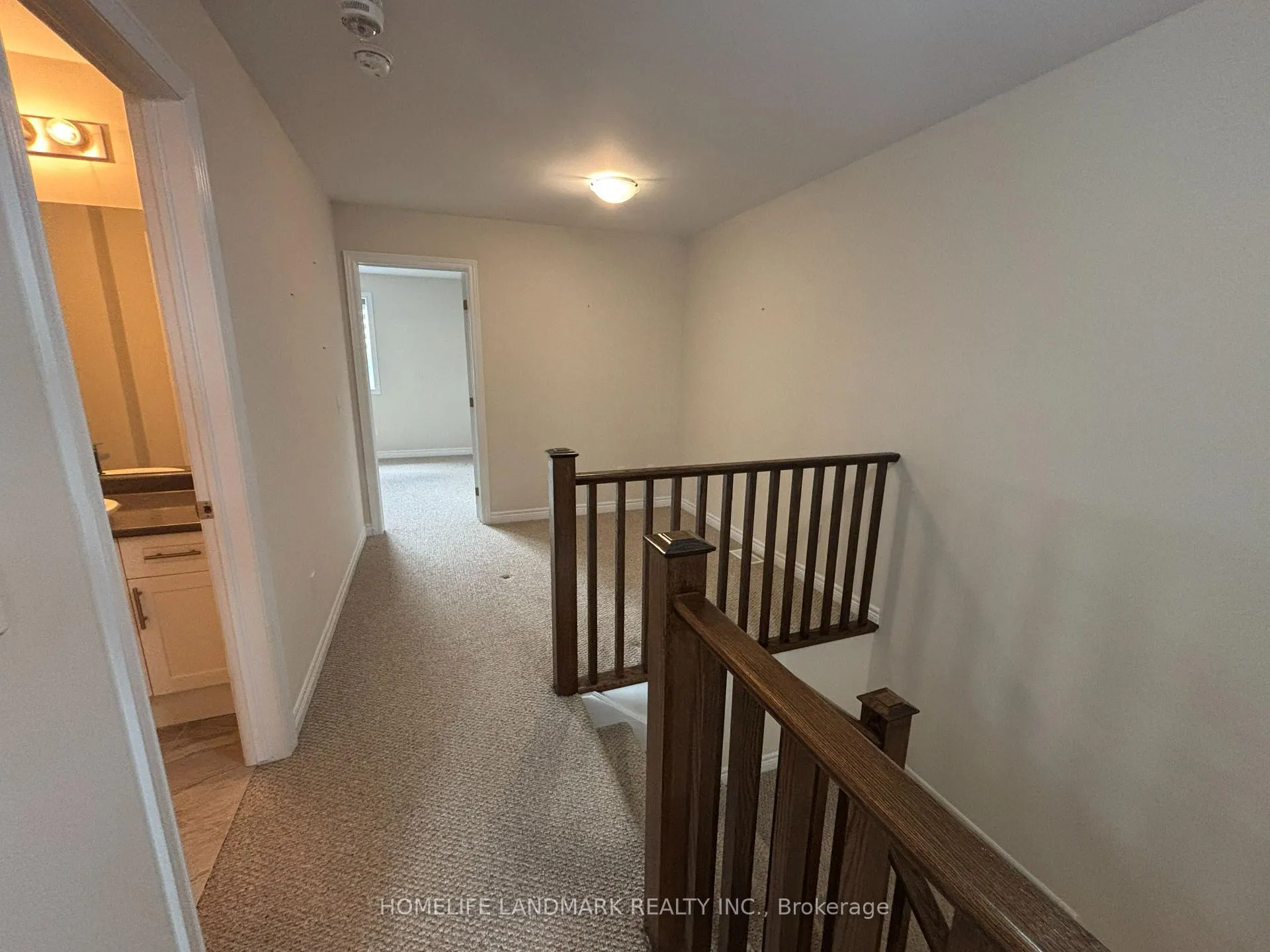 Photo 7 of 2362 Natasha Circle, Oakville, Bronte Creek — HOMEH