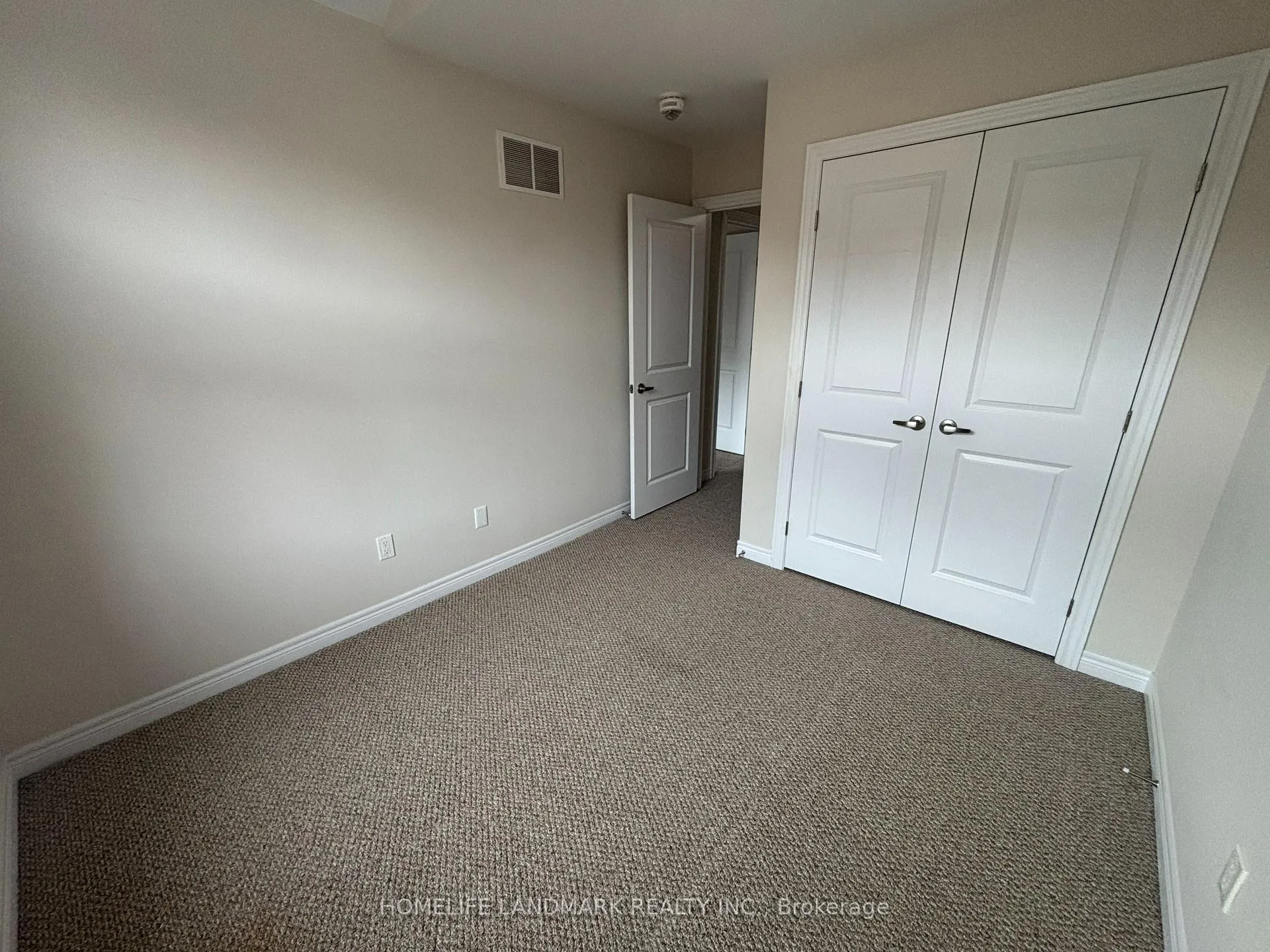 Photo 15 of 2362 Natasha Circle, Oakville, Bronte Creek — HOMEH