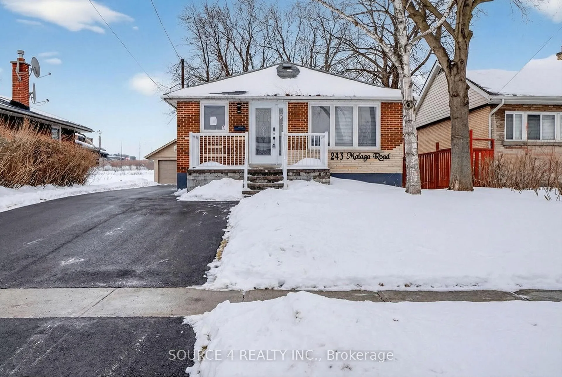 Photo 2 of 243 Malaga Road, Oshawa, Lakeview — HOMEH