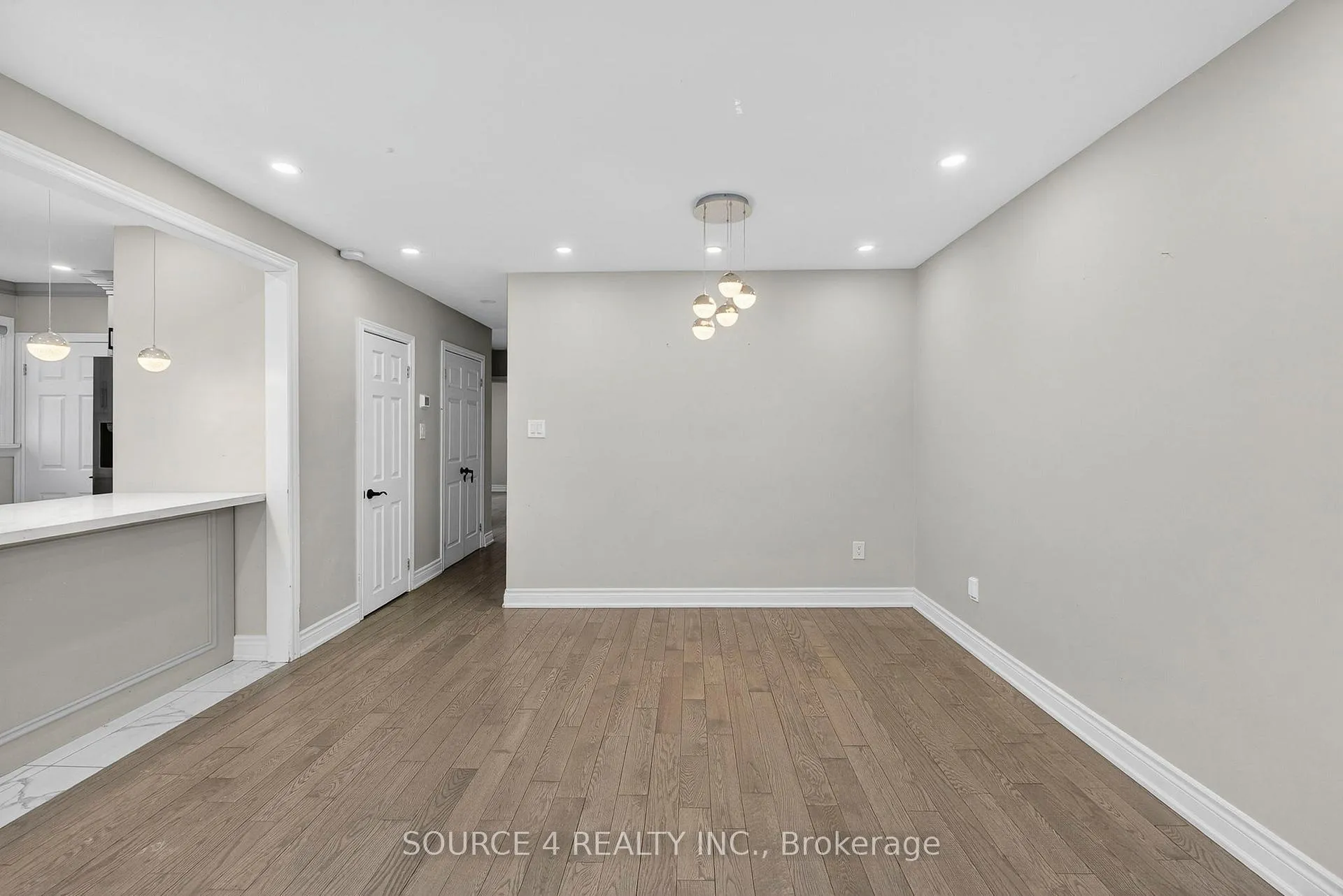 Photo 5 of 243 Malaga Road, Oshawa, Lakeview — HOMEH
