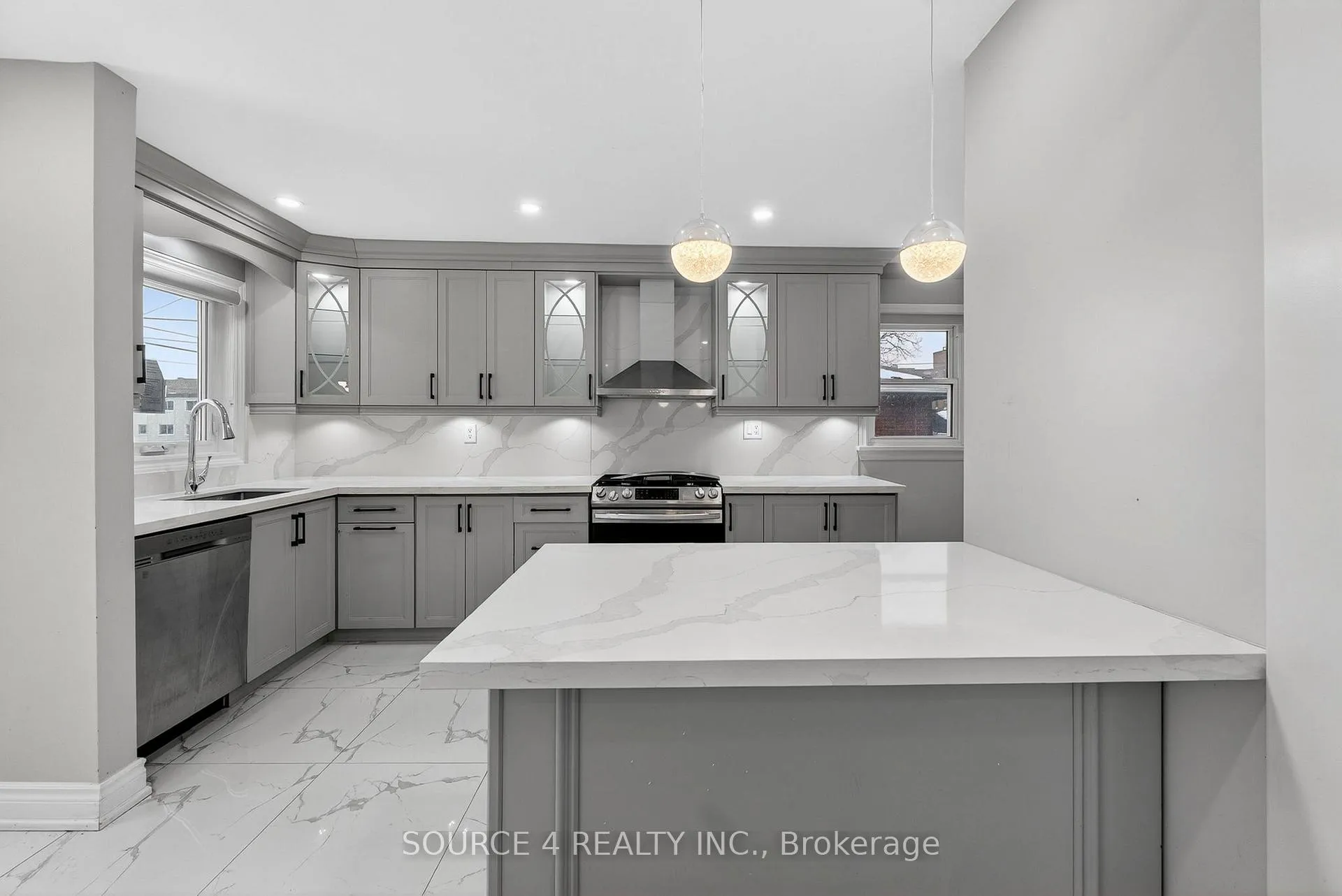 Photo 10 of 243 Malaga Road, Oshawa, Lakeview — HOMEH
