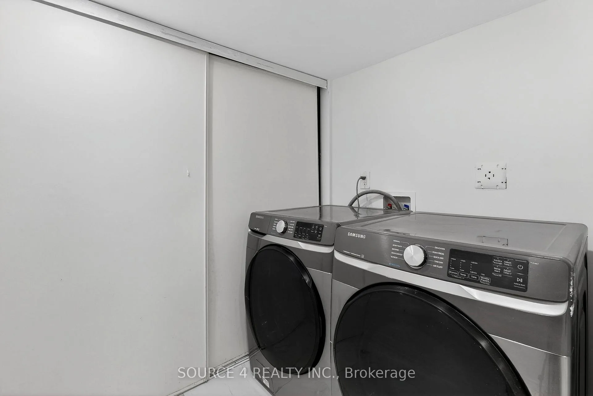 Photo 32 of 243 Malaga Road, Oshawa, Lakeview — HOMEH