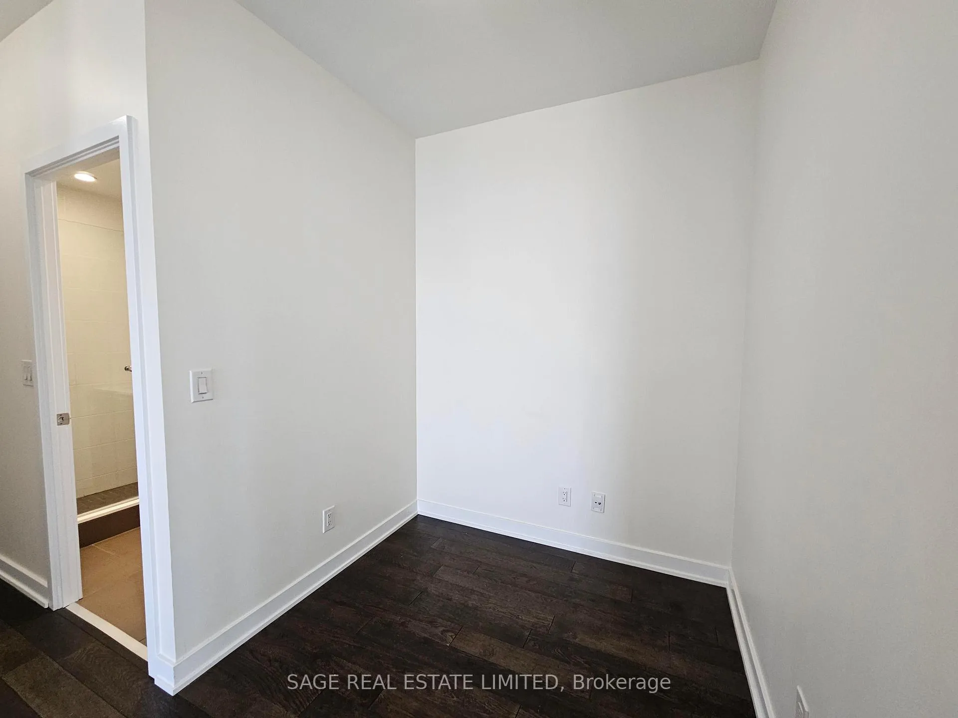 Photo 9 of Unit 2403, 1 Market Street, Toronto, Waterfront Communities — HOMEH