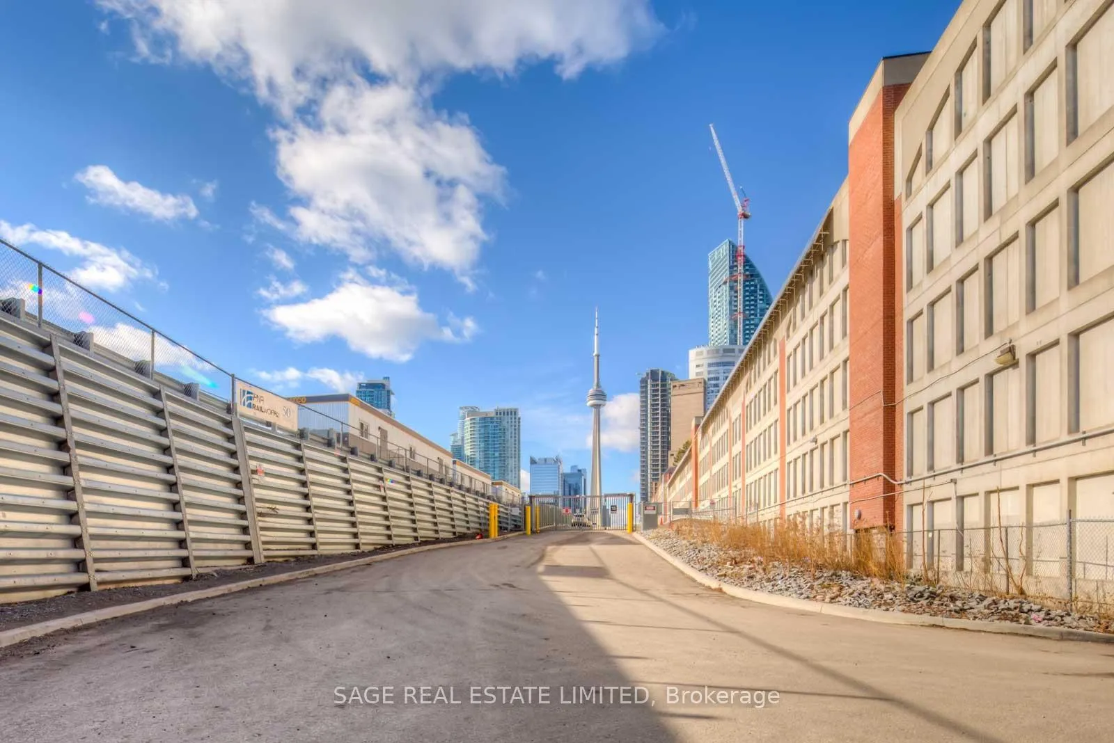 Photo 15 of Unit 2403, 1 Market Street, Toronto, Waterfront Communities — HOMEH