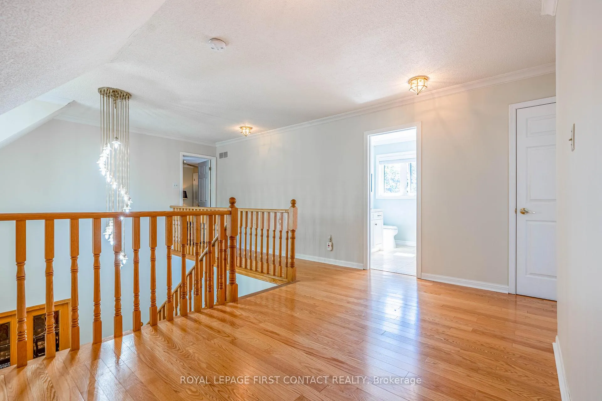 Photo 13 of 41 Marilyn Street, Caledon, Caledon East — HOMEH