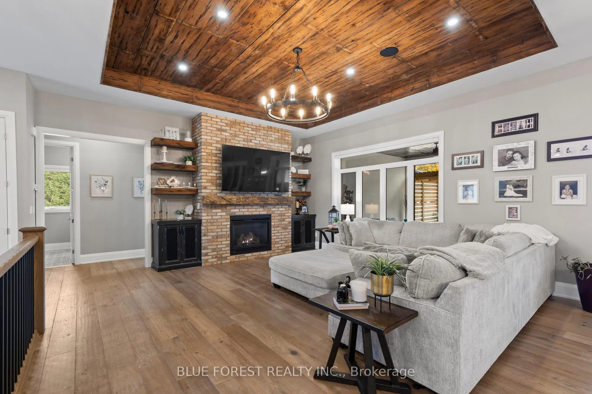 Photo 5 of 94 Harris Road, Middlesex Centre, Delaware Town — HOMEH