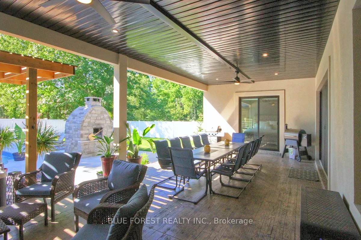 Photo 32 of 94 Harris Road, Middlesex Centre, Delaware Town — HOMEH