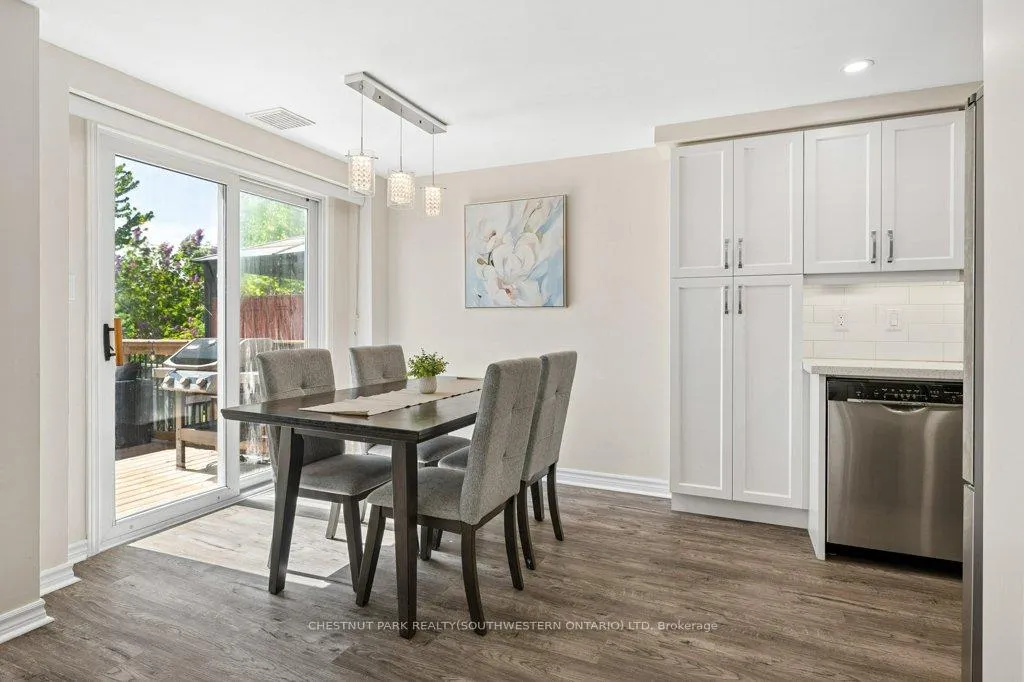 Photo 15 of 312 Sable Court, Waterloo — HOMEH