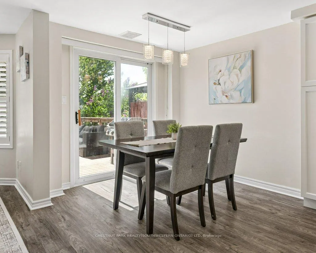 Photo 16 of 312 Sable Court, Waterloo — HOMEH