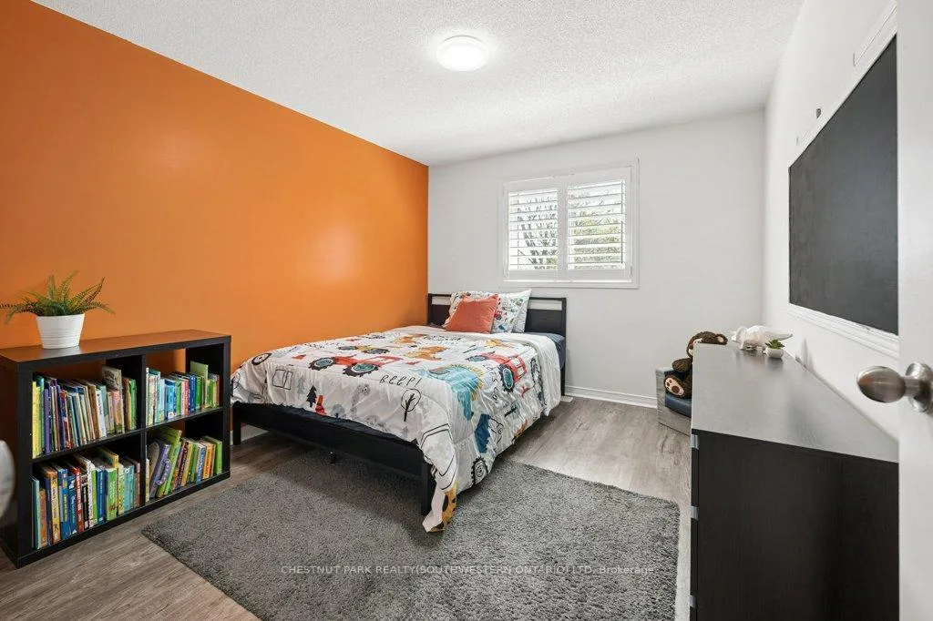 Photo 29 of 312 Sable Court, Waterloo — HOMEH