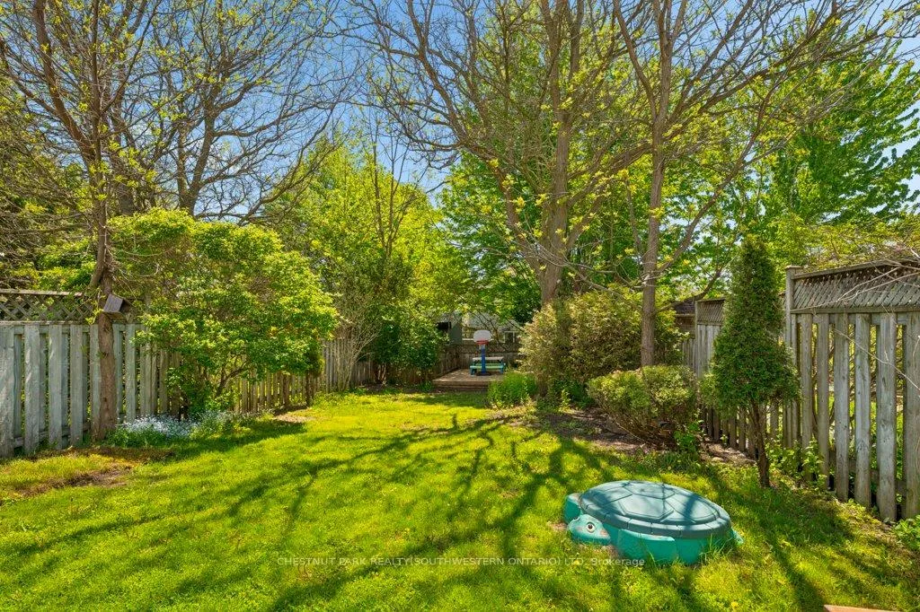 Photo 40 of 312 Sable Court, Waterloo — HOMEH