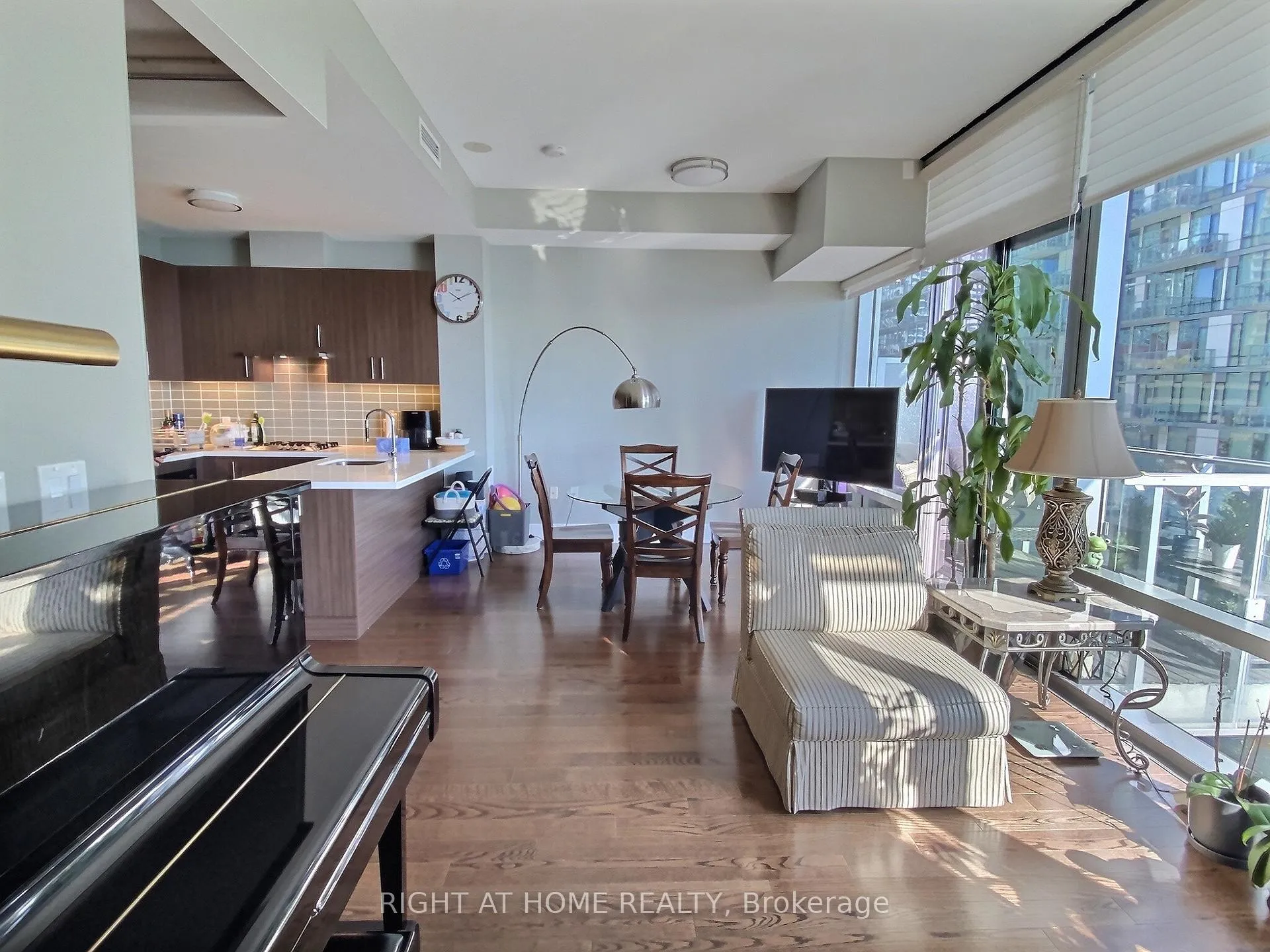 Photo 6 of Unit 515, 39 Queens Quay E, Toronto, Waterfront Communities — HOMEH