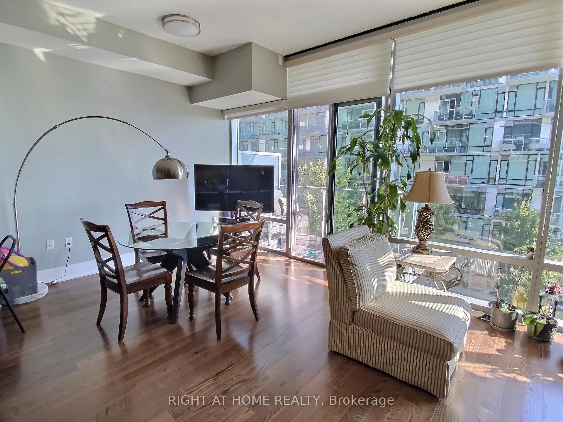 Photo 8 of Unit 515, 39 Queens Quay E, Toronto, Waterfront Communities — HOMEH