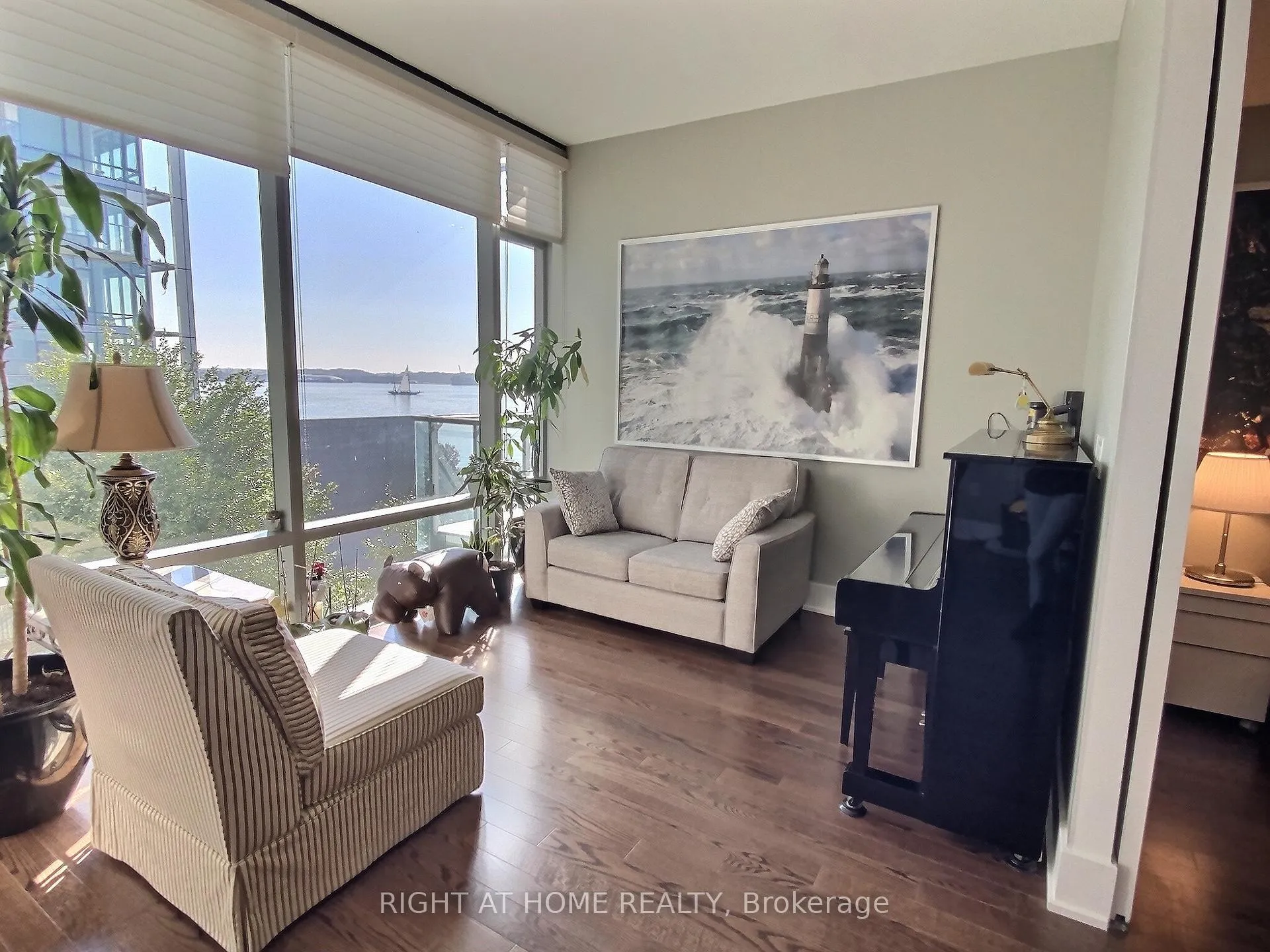 Photo 18 of Unit 515, 39 Queens Quay E, Toronto, Waterfront Communities — HOMEH
