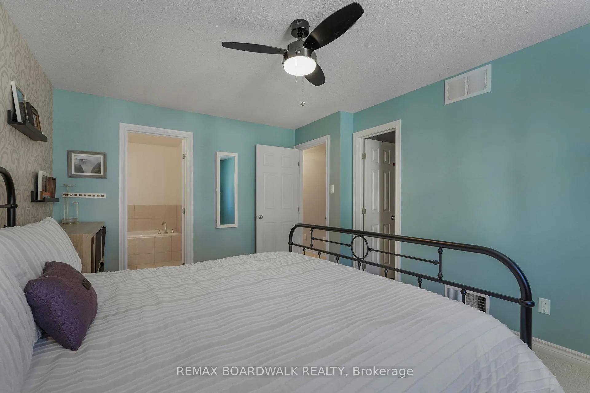 Photo 17 of 114 Potts Private, Ottawa, Notting Hill/Summerside — HOMEH