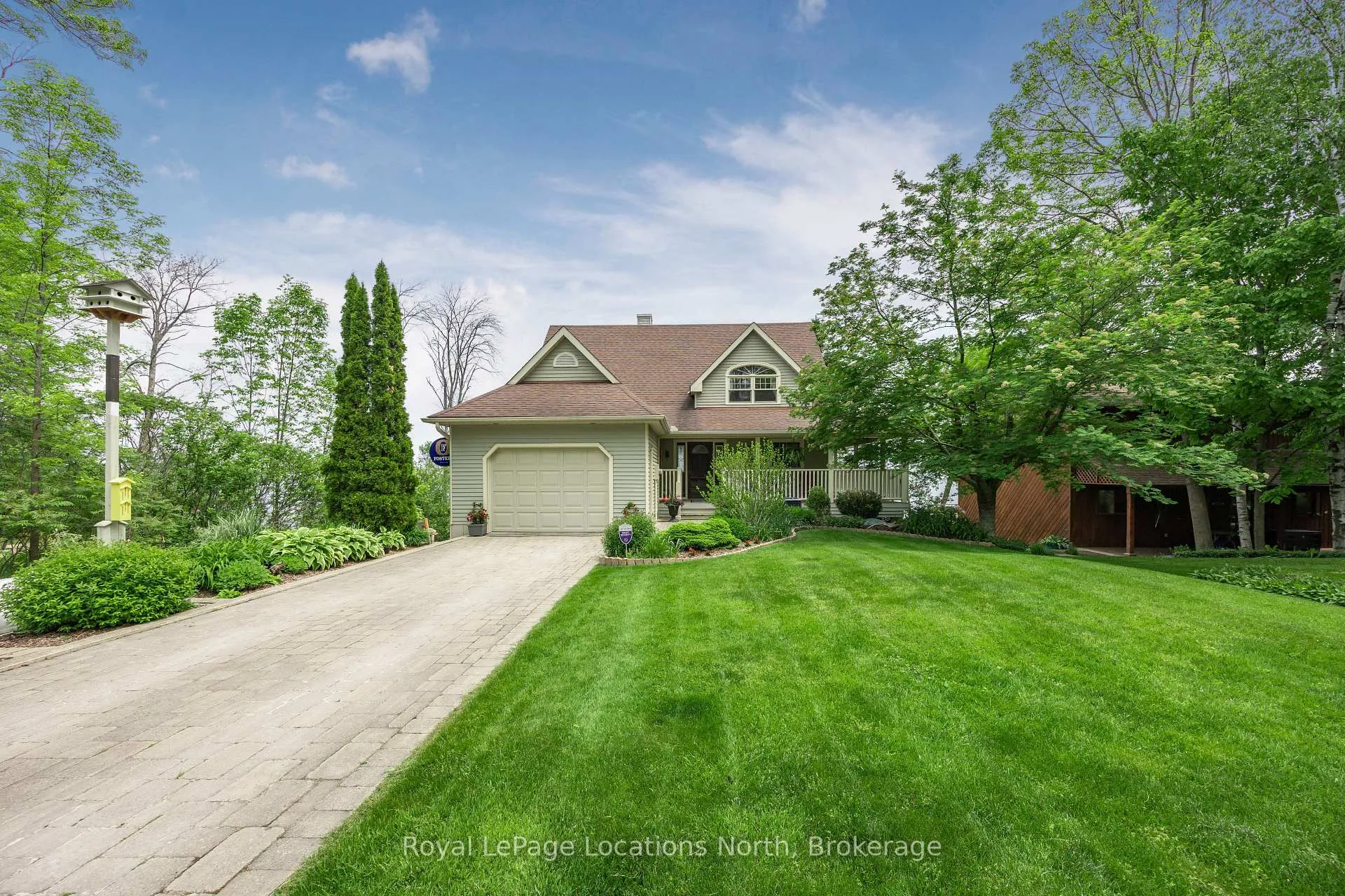 Photo 7 of 261 Cedar Avenue, Meaford — HOMEH