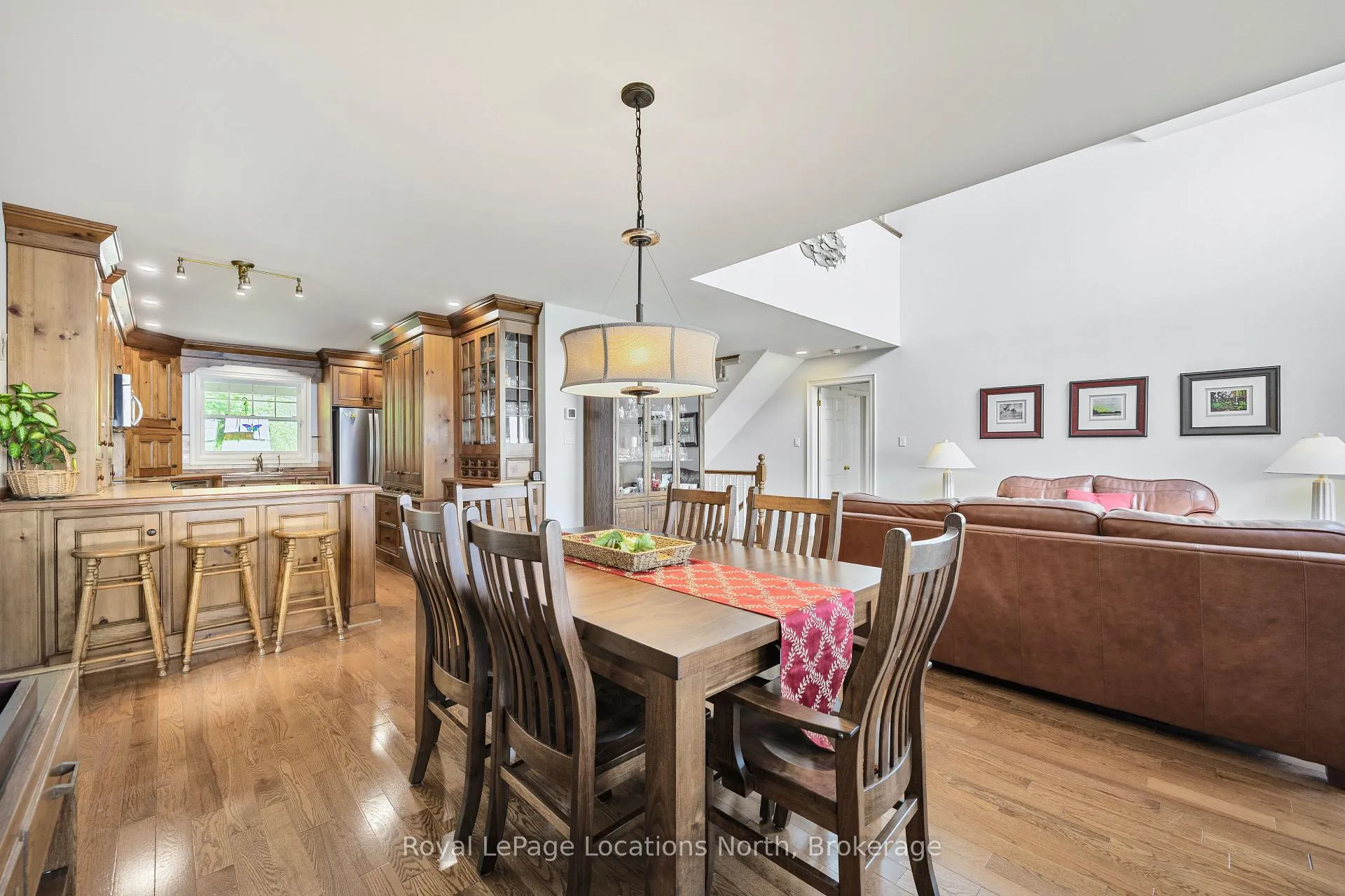 Photo 13 of 261 Cedar Avenue, Meaford — HOMEH