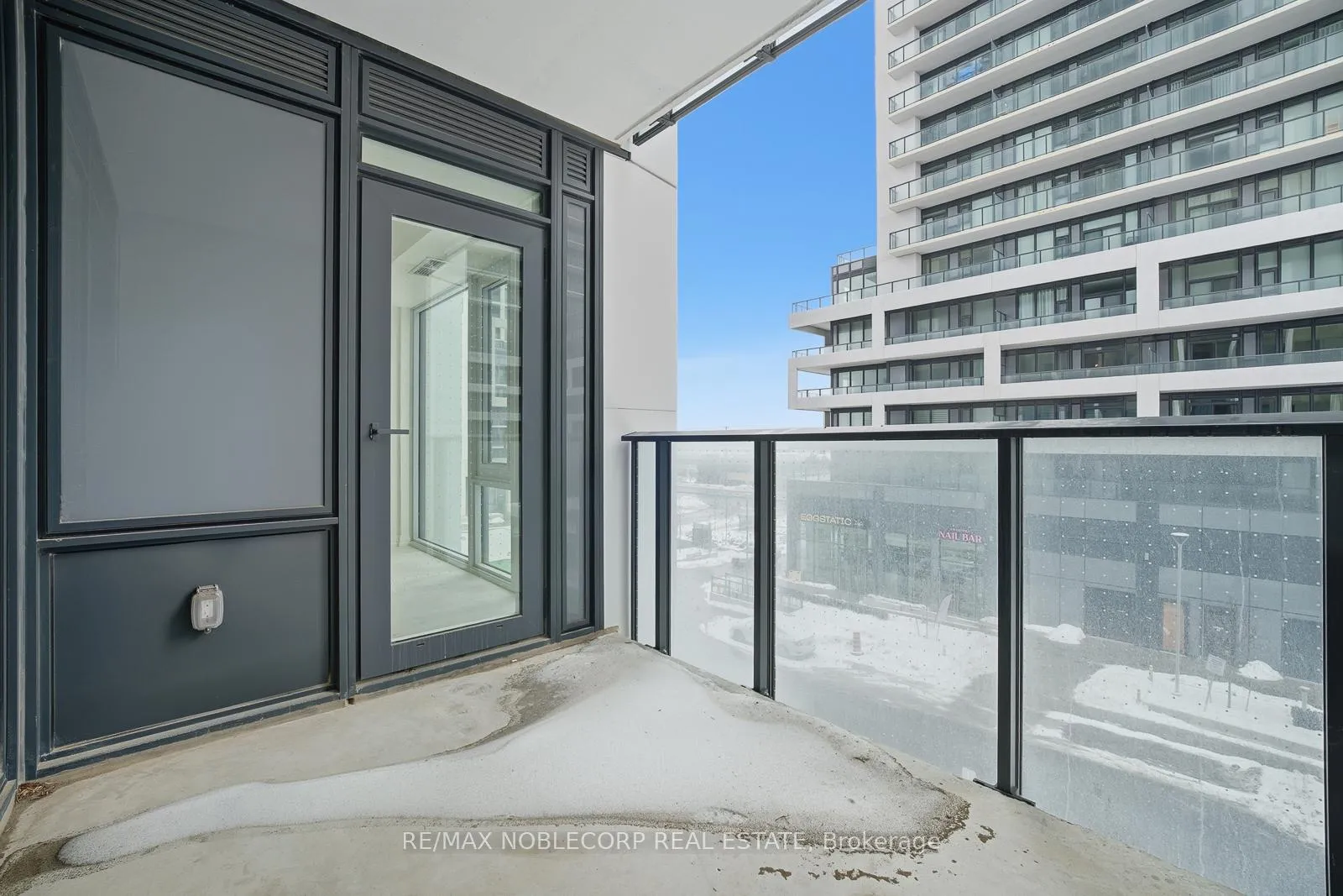 Photo 16 of Unit 303, 27 Korda Gate, Vaughan, Vellore Village — HOMEH