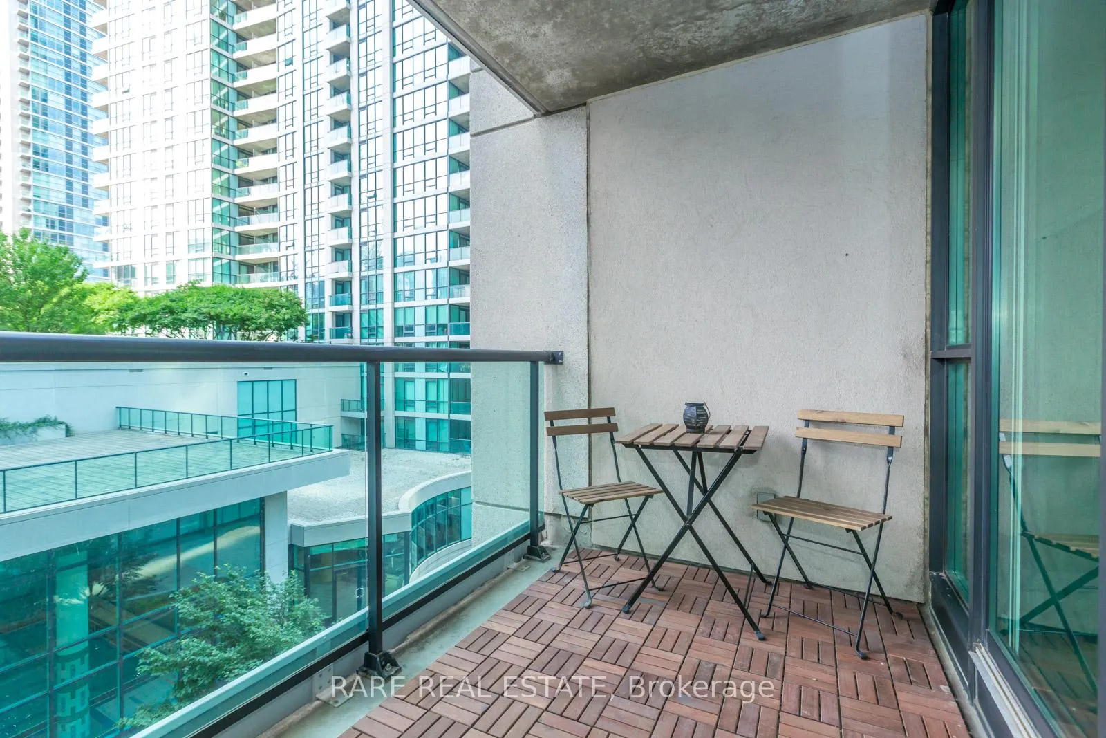 Photo 16 of Unit 501, 12 Yonge Street N, Toronto, Waterfront Communities — HOMEH