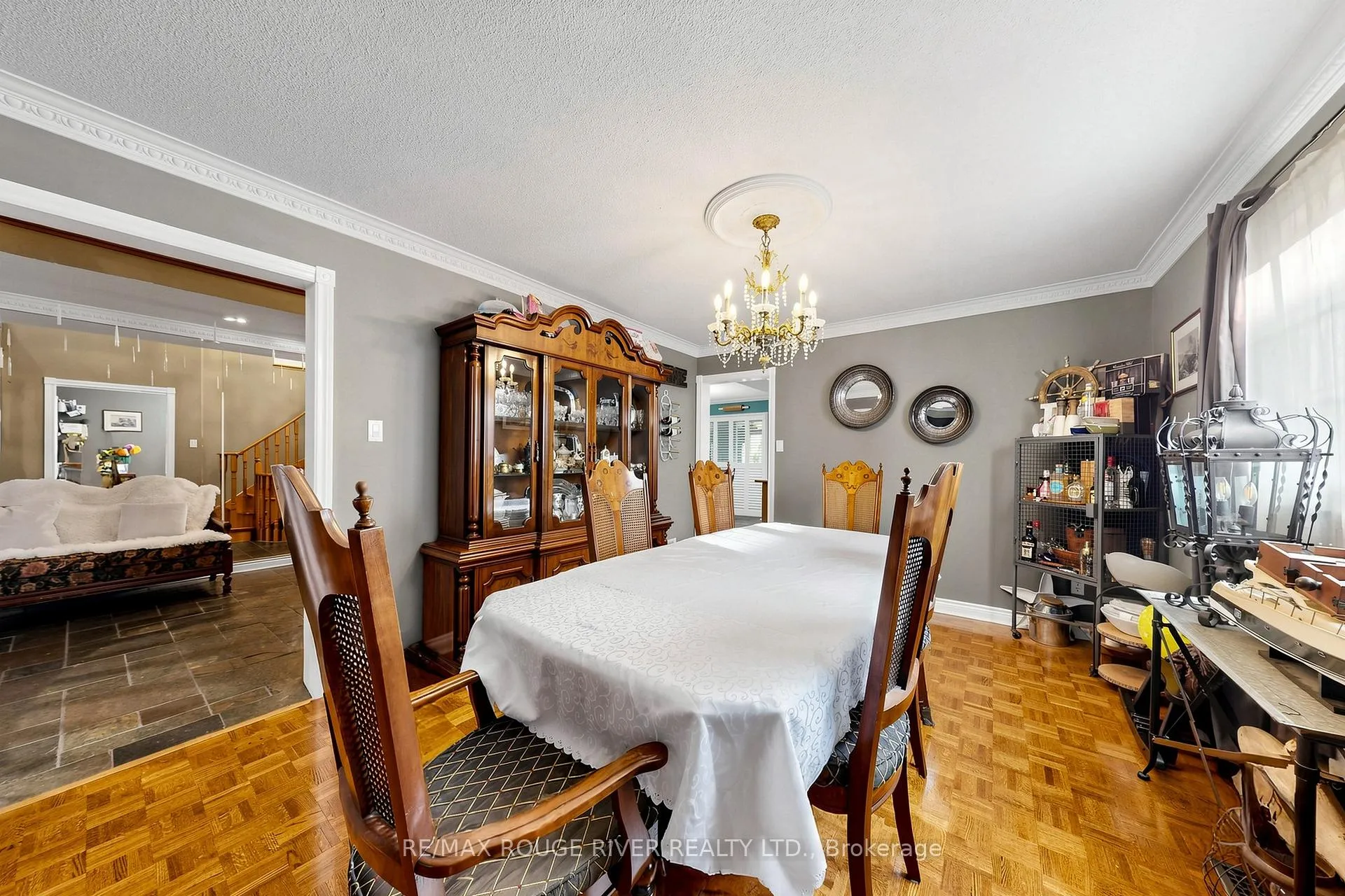 Photo 9 of 96 Bourbon Street, Vaughan, East Woodbridge — HOMEH