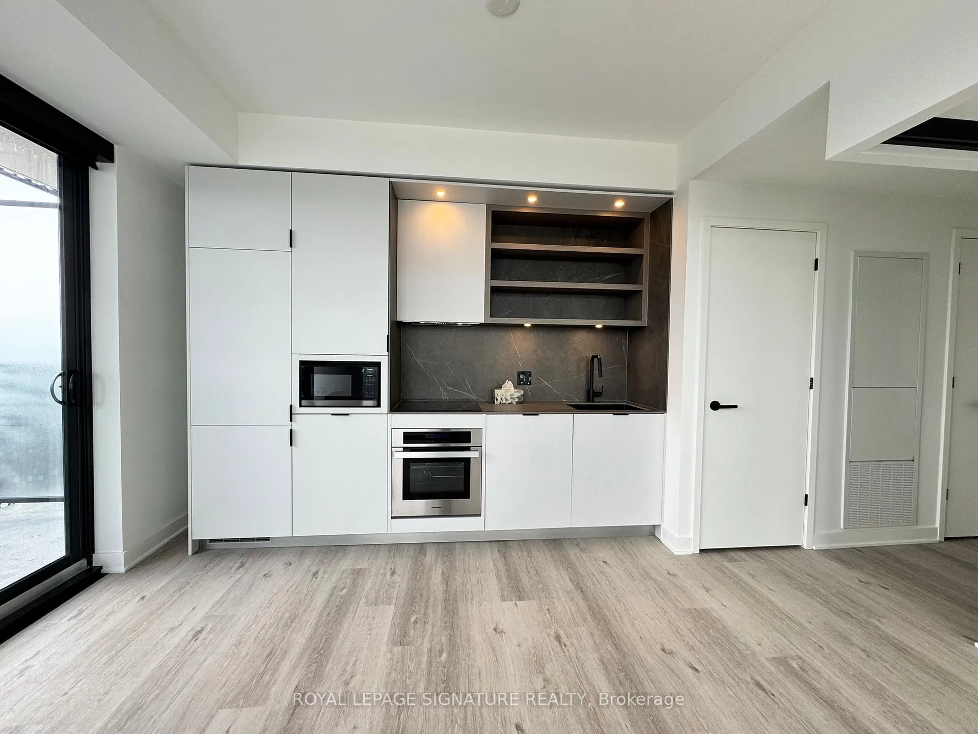 Photo 3 of Unit 4211, 55 Charles Street E, Toronto, Church-Yonge Corridor — HOMEH
