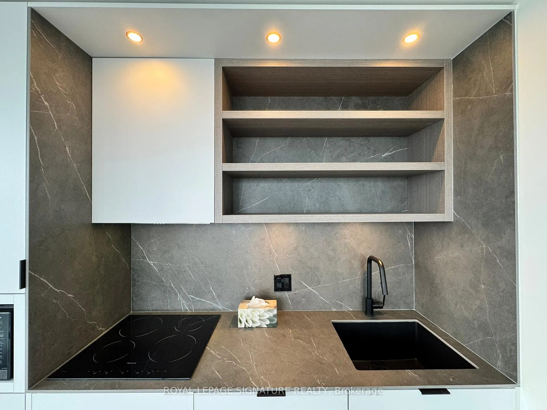 Photo 4 of Unit 4211, 55 Charles Street E, Toronto, Church-Yonge Corridor — HOMEH
