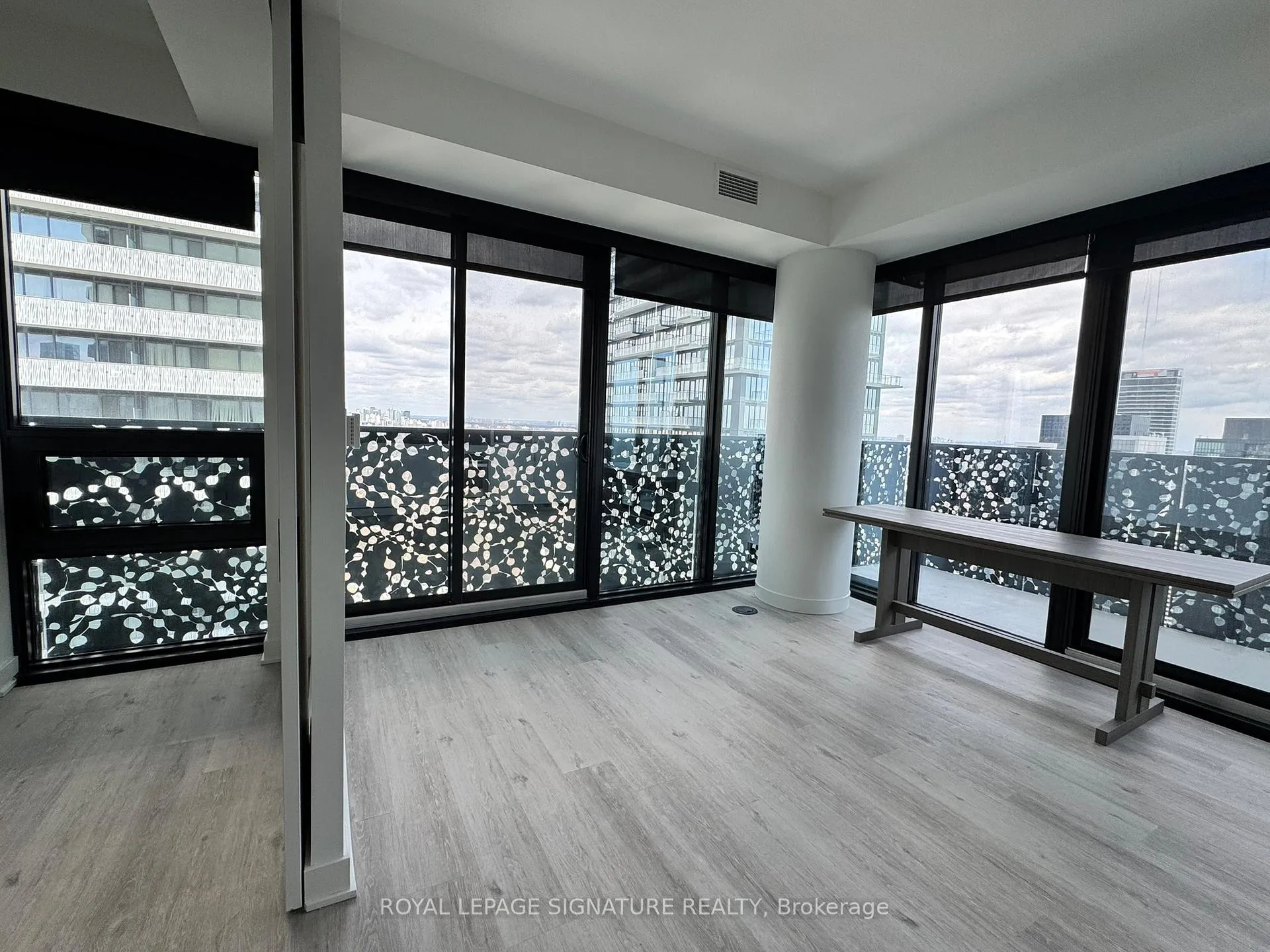 Photo 11 of Unit 4211, 55 Charles Street E, Toronto, Church-Yonge Corridor — HOMEH