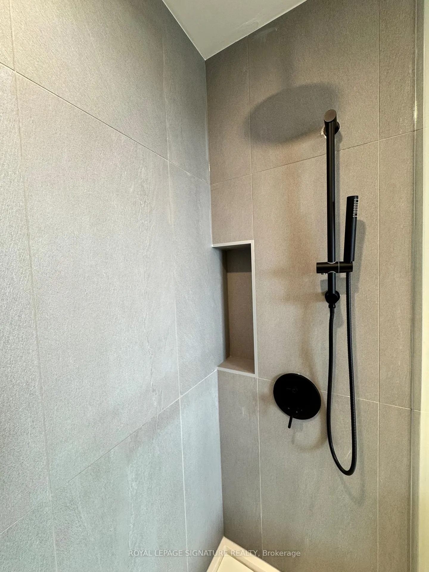 Photo 13 of Unit 4211, 55 Charles Street E, Toronto, Church-Yonge Corridor — HOMEH