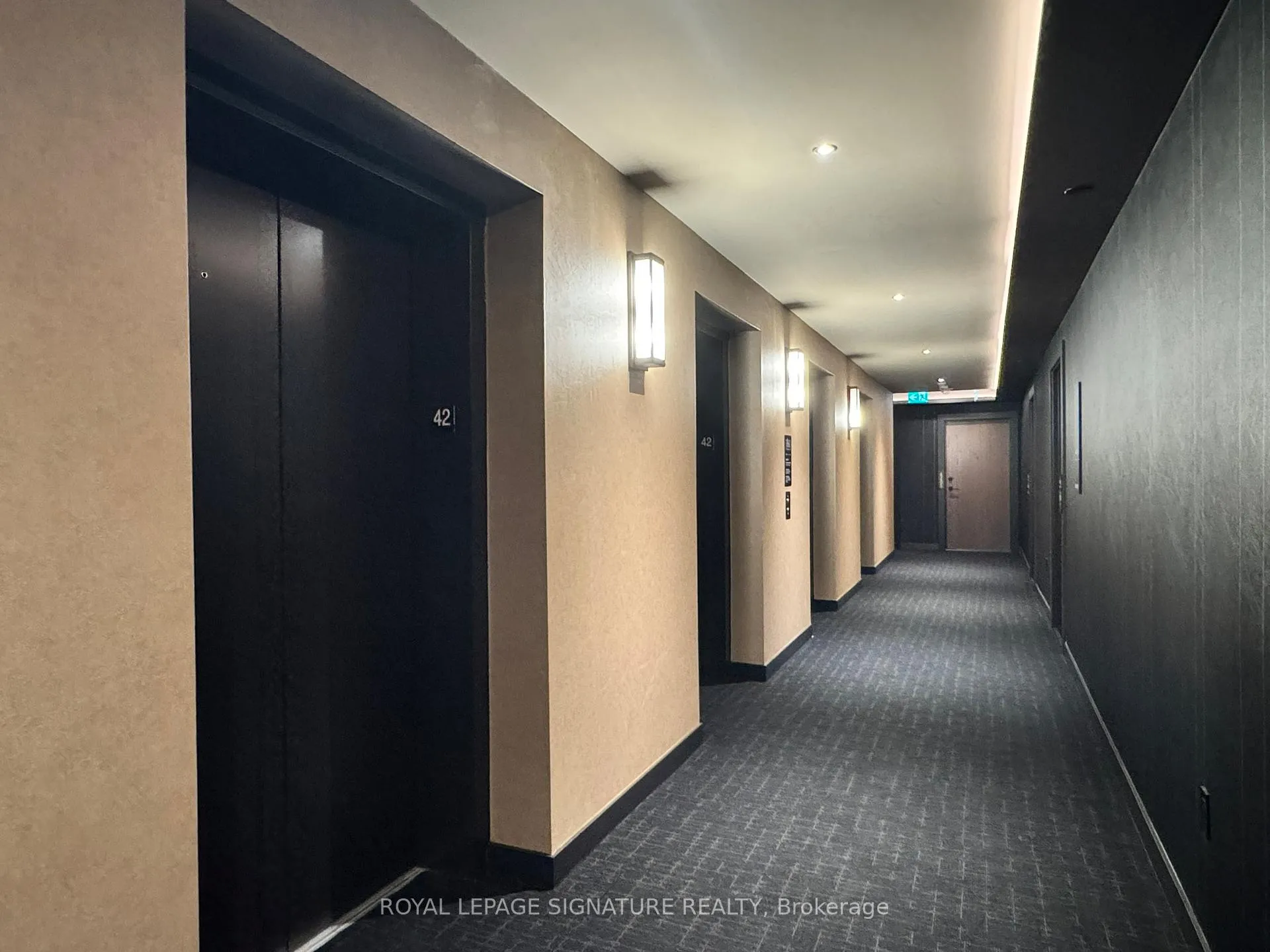Photo 15 of Unit 4211, 55 Charles Street E, Toronto, Church-Yonge Corridor — HOMEH