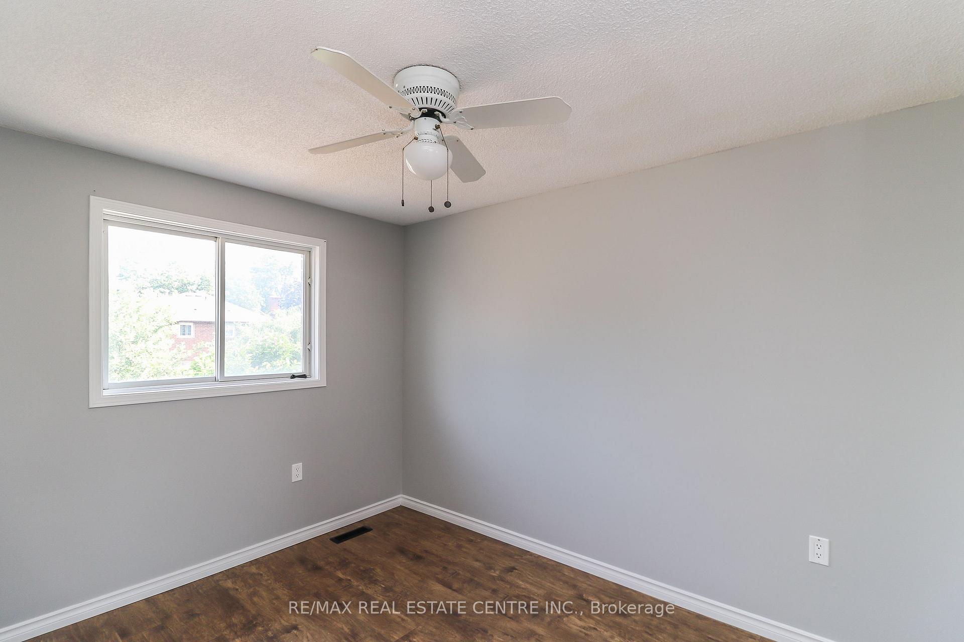 Photo 34 of 304 Cundles Road W, Barrie, Northwest — HOMEH