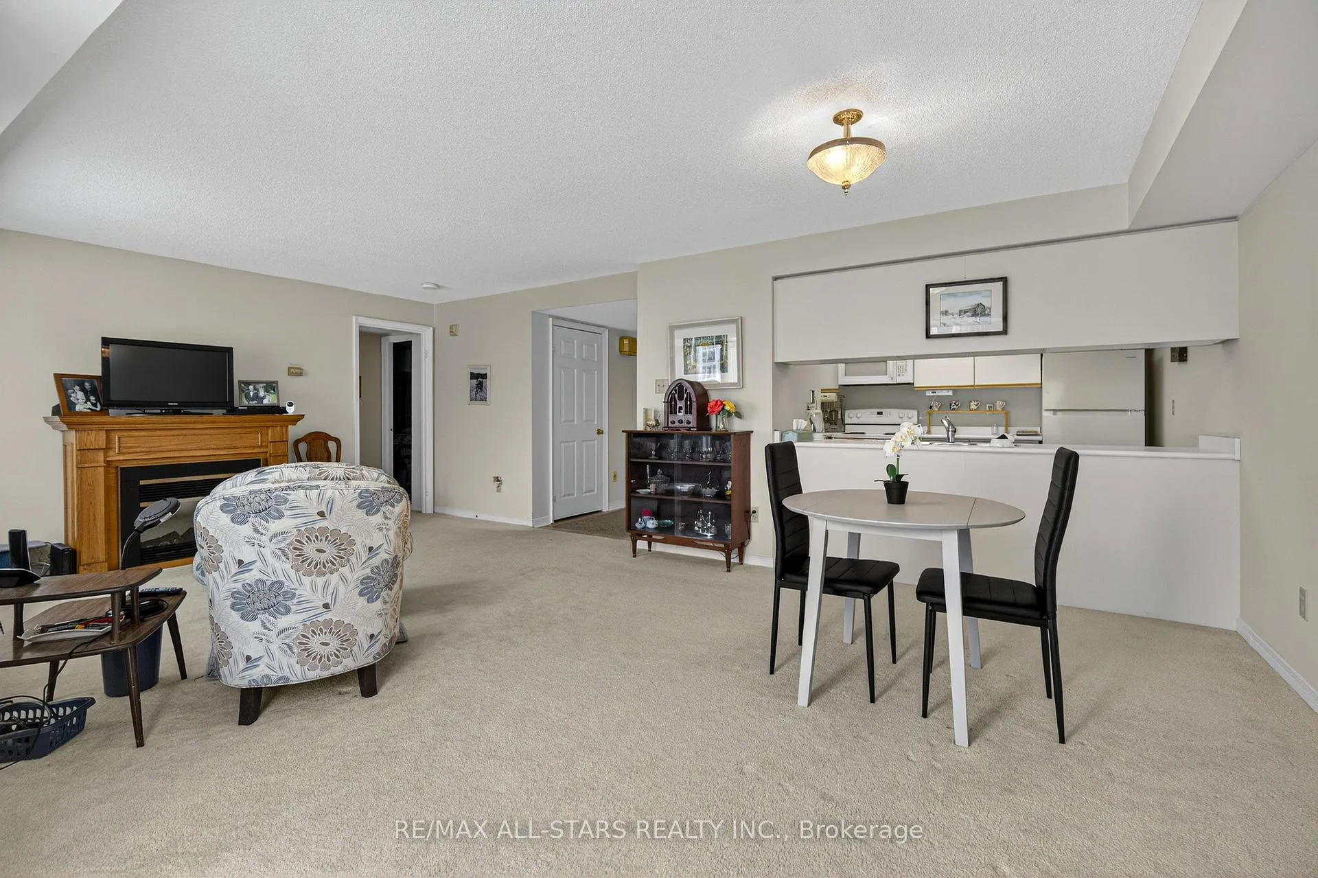 Photo 8 of Unit 307, 50 Rivermill Boulevard, Kawartha Lakes, Lindsay — HOMEH