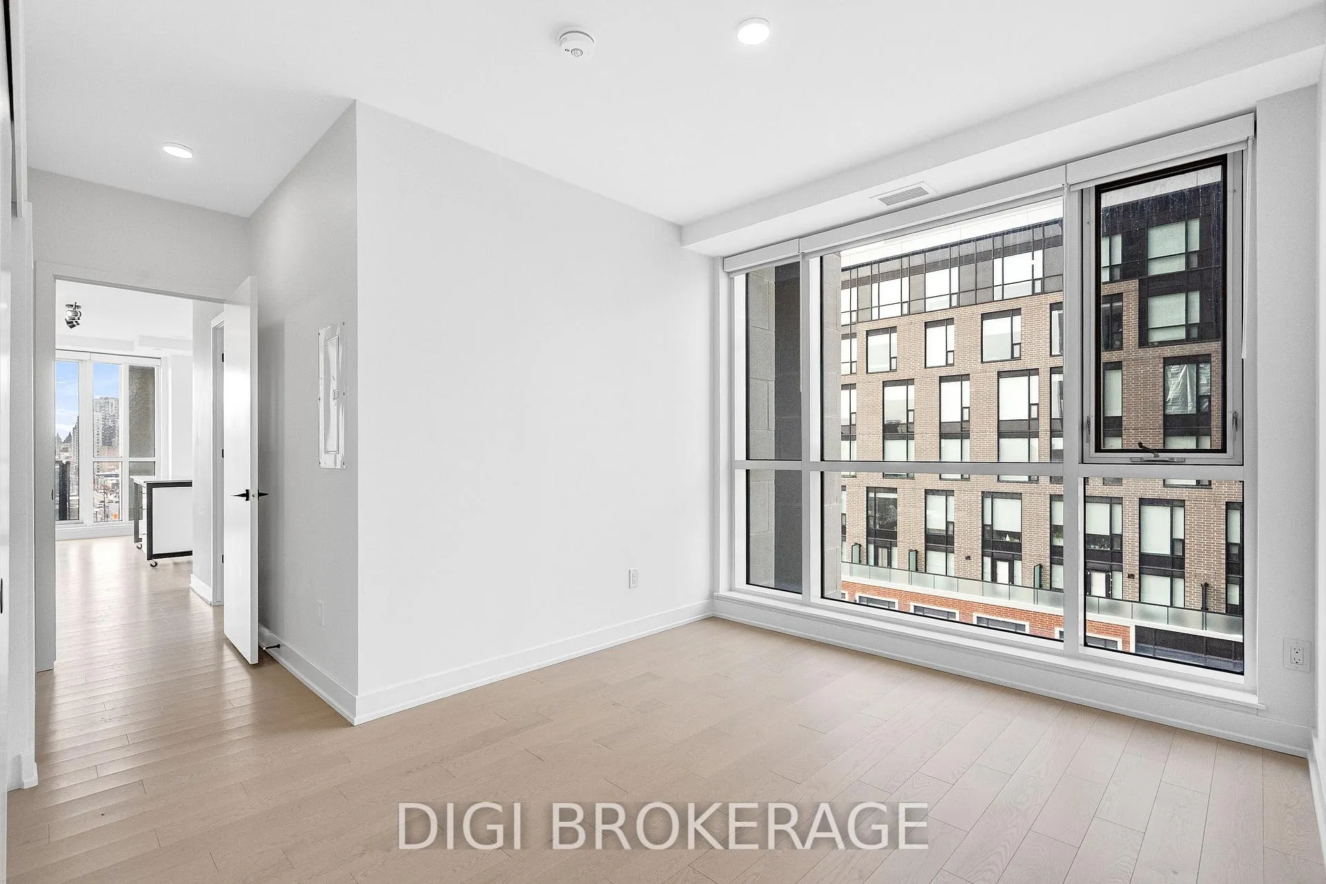 Photo 14 of Unit 704, 560 Rideau Street, Ottawa, Sandy Hill — HOMEH