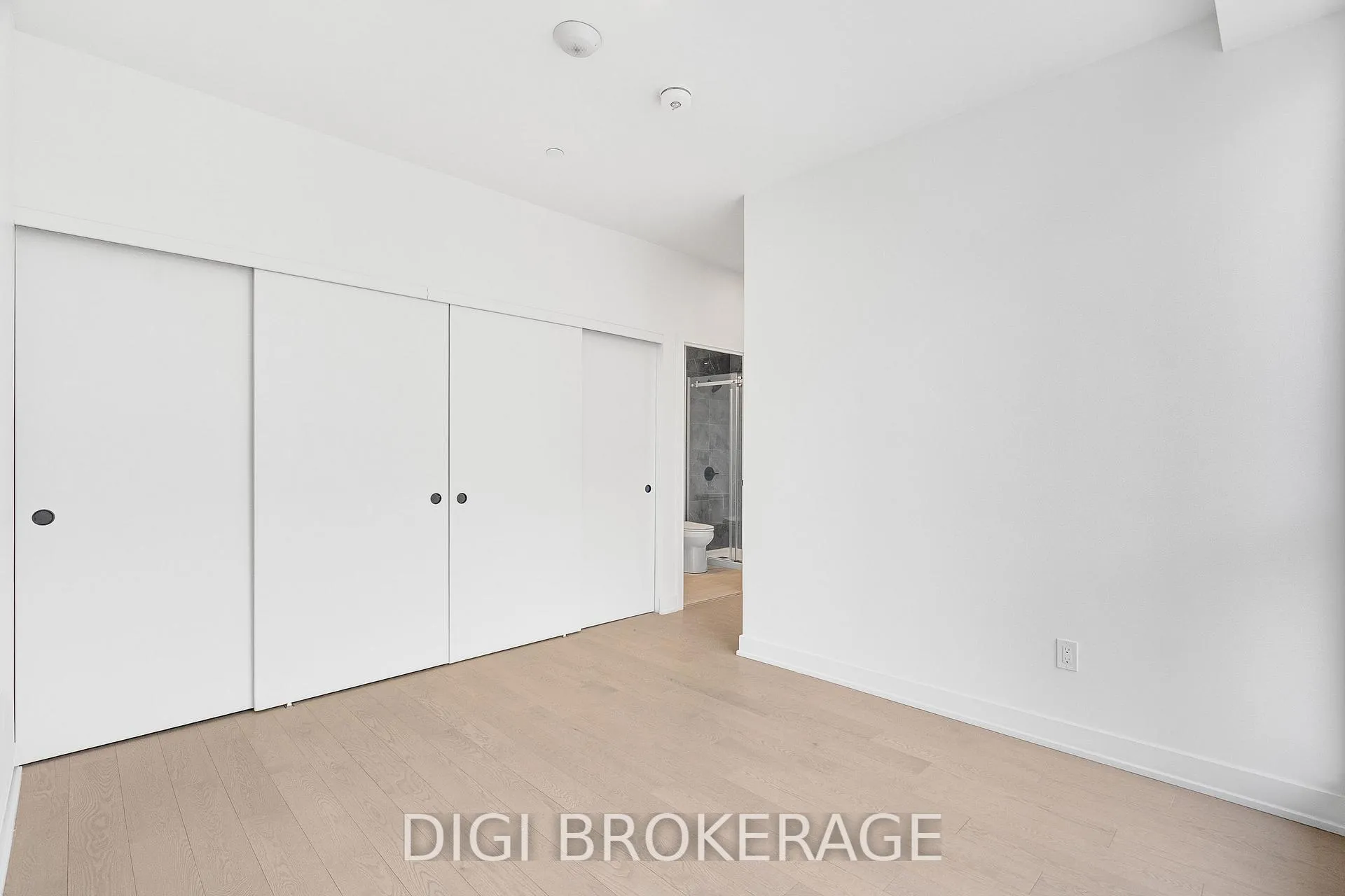 Photo 15 of Unit 704, 560 Rideau Street, Ottawa, Sandy Hill — HOMEH