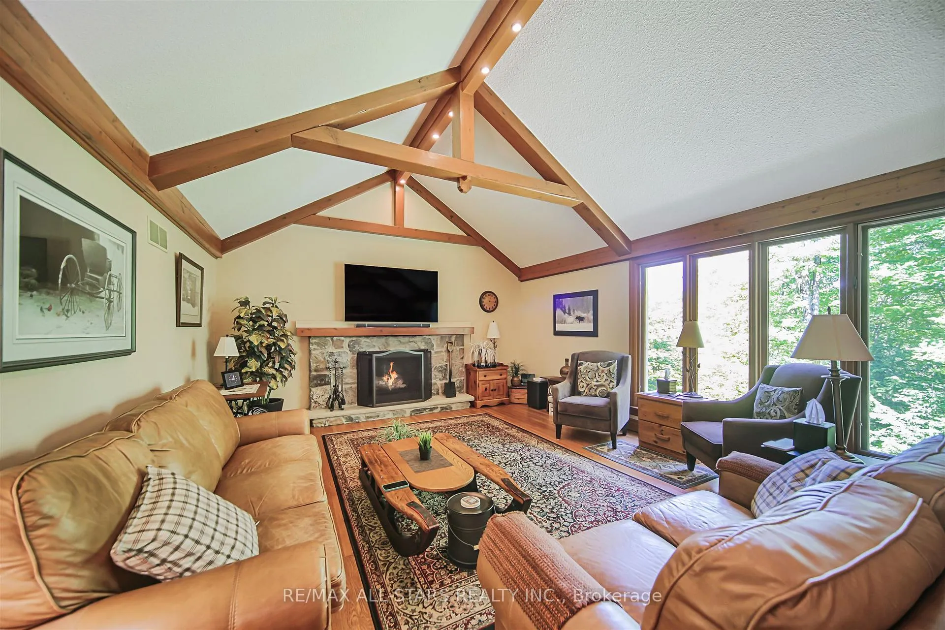 Photo 7 of 19 Bristol Sands Crescent, Uxbridge, Rural Uxbridge — HOMEH