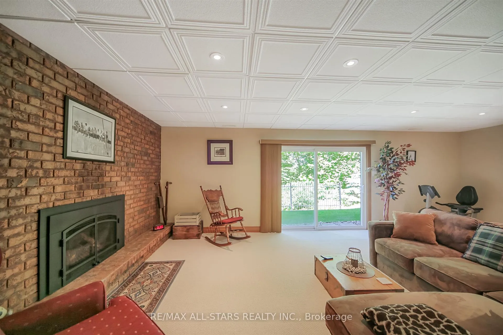 Photo 24 of 19 Bristol Sands Crescent, Uxbridge, Rural Uxbridge — HOMEH