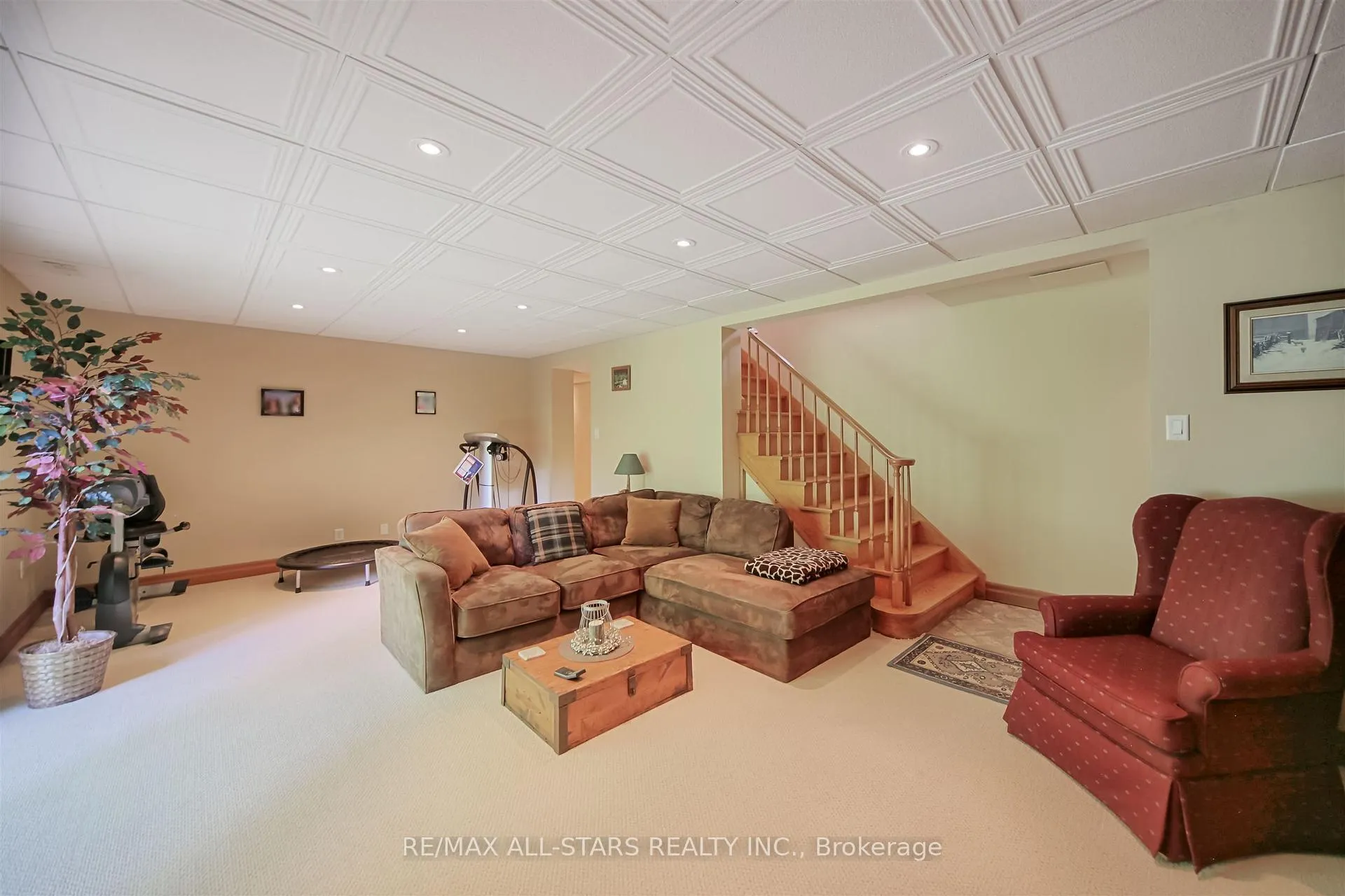 Photo 25 of 19 Bristol Sands Crescent, Uxbridge, Rural Uxbridge — HOMEH