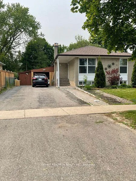 Photo 1 of Unit Main, 77 Murray Drive, Aurora, Aurora Highlands — HOMEH