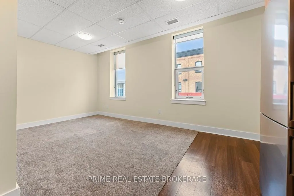 Photo 10 of Unit 2, 408 Talbot Street, St. Thomas — HOMEH